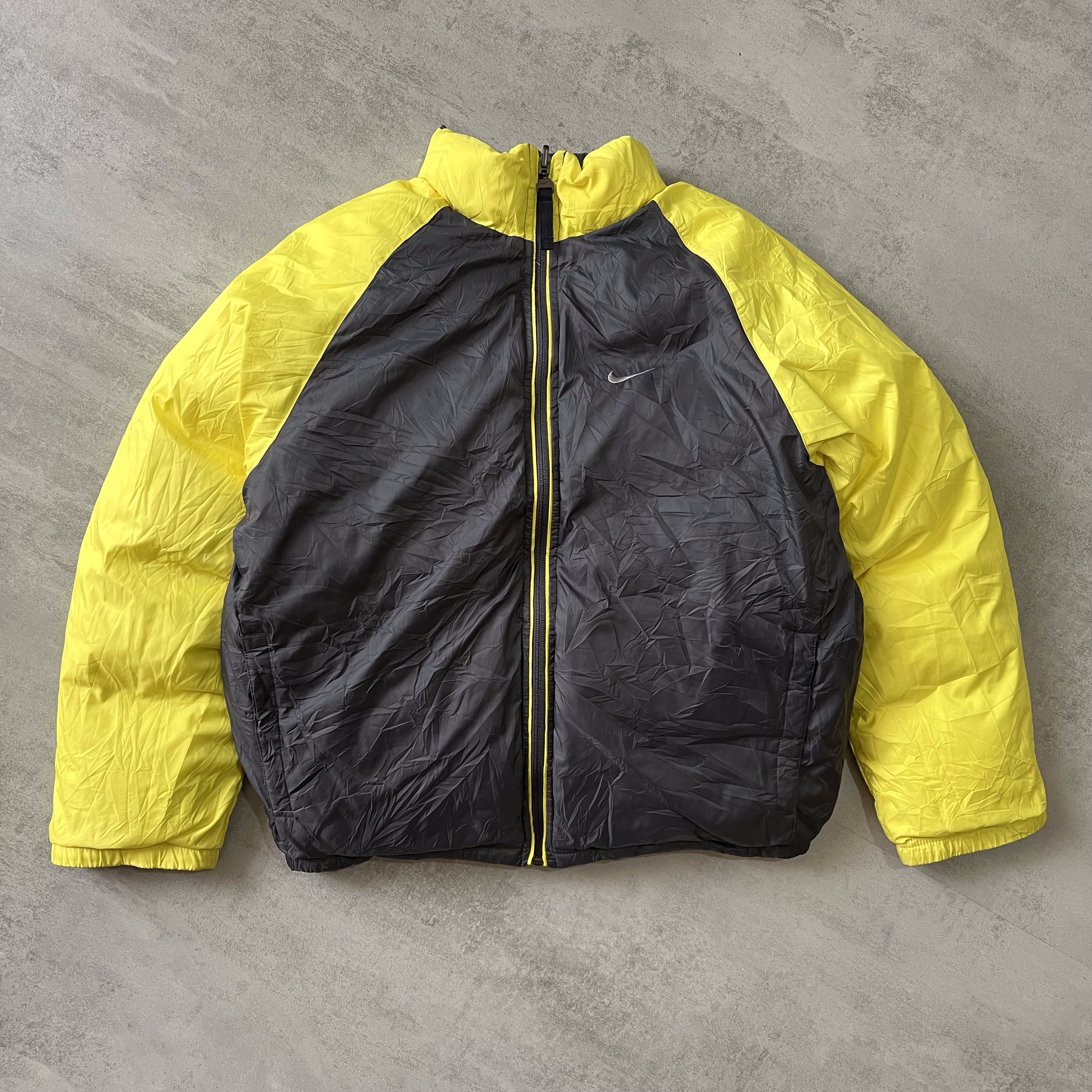 Nike 2000s puffer jacket (S)
