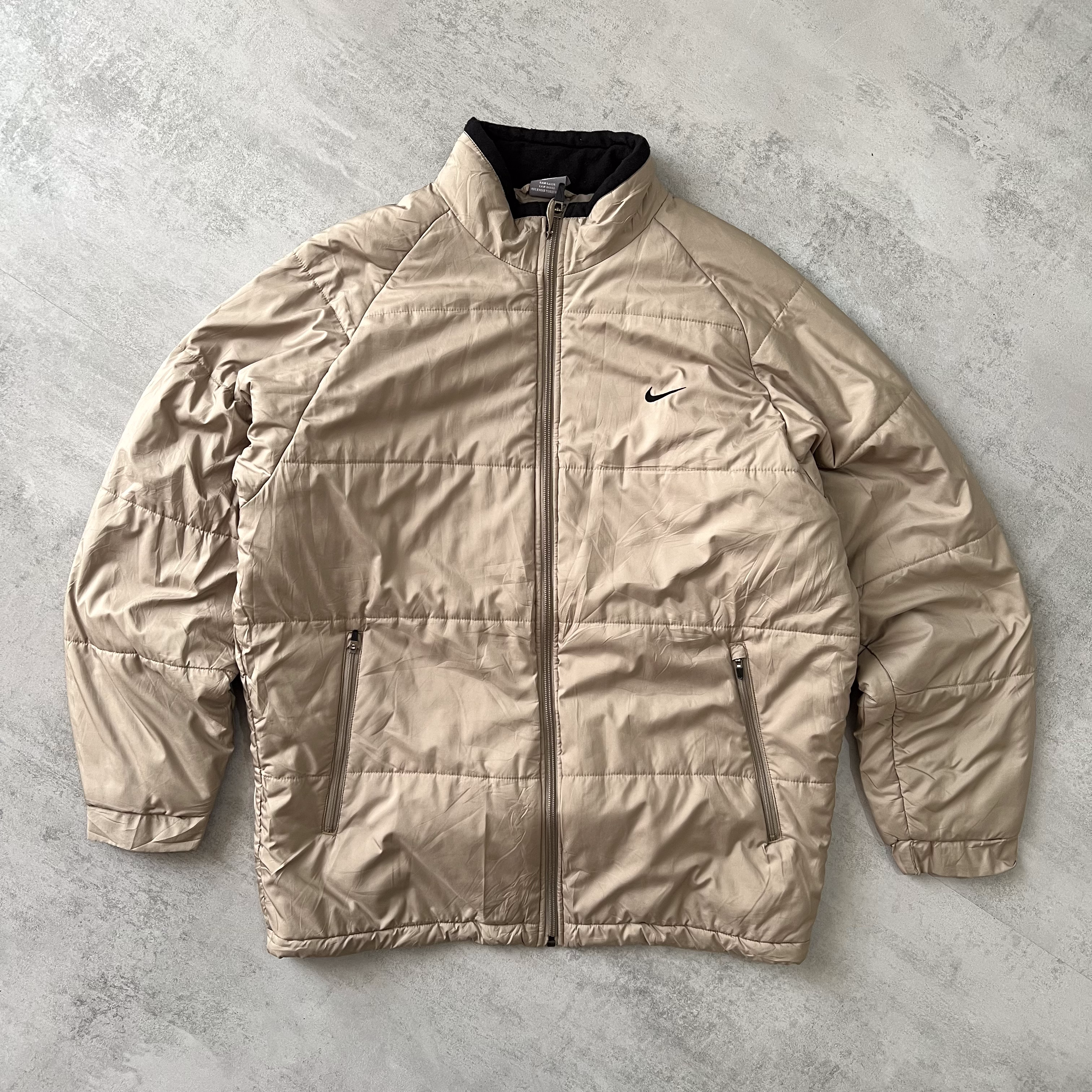 Nike RARE 2000s padded jacket (M)