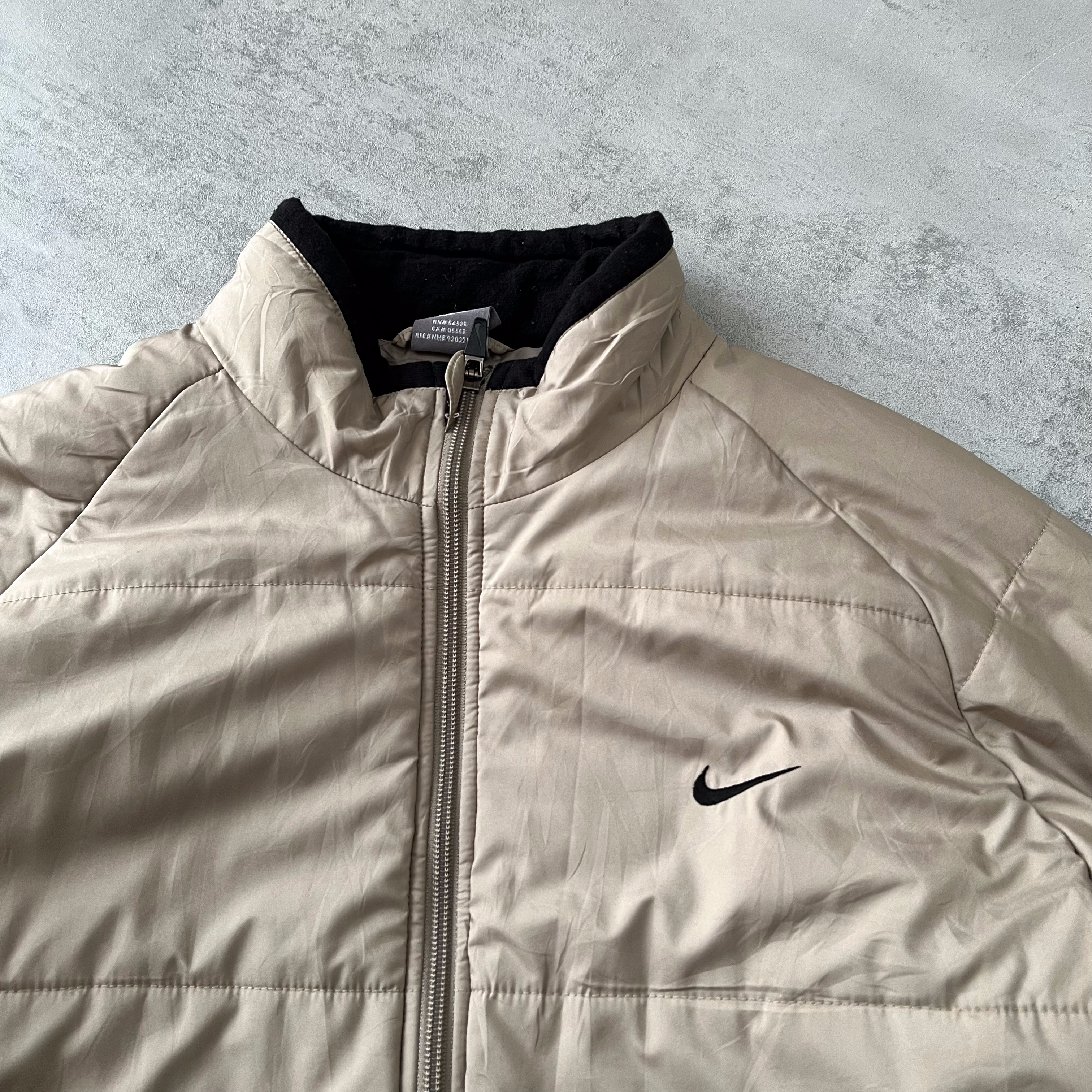 Nike RARE 2000s padded jacket (M)