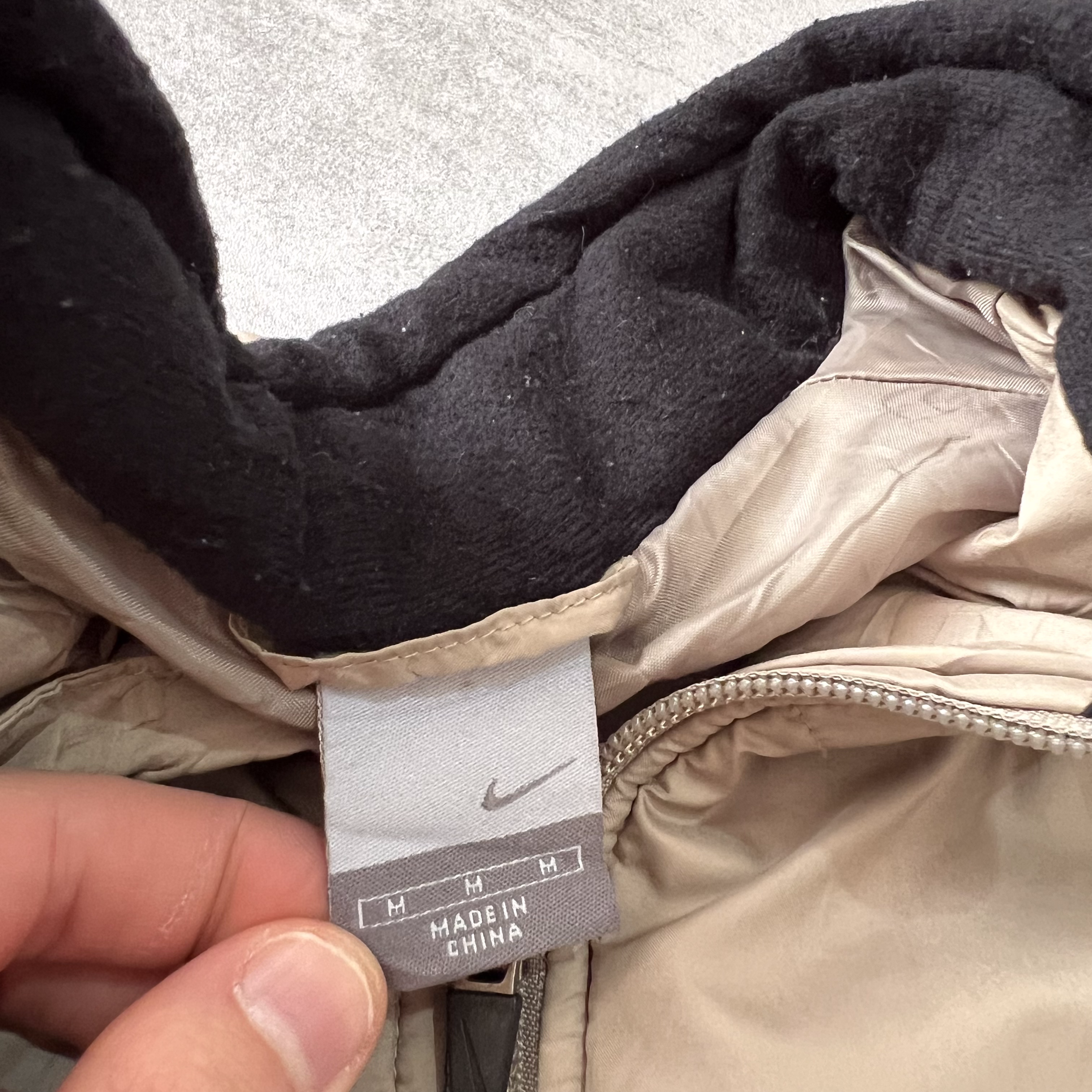 Nike RARE 2000s padded jacket (M)