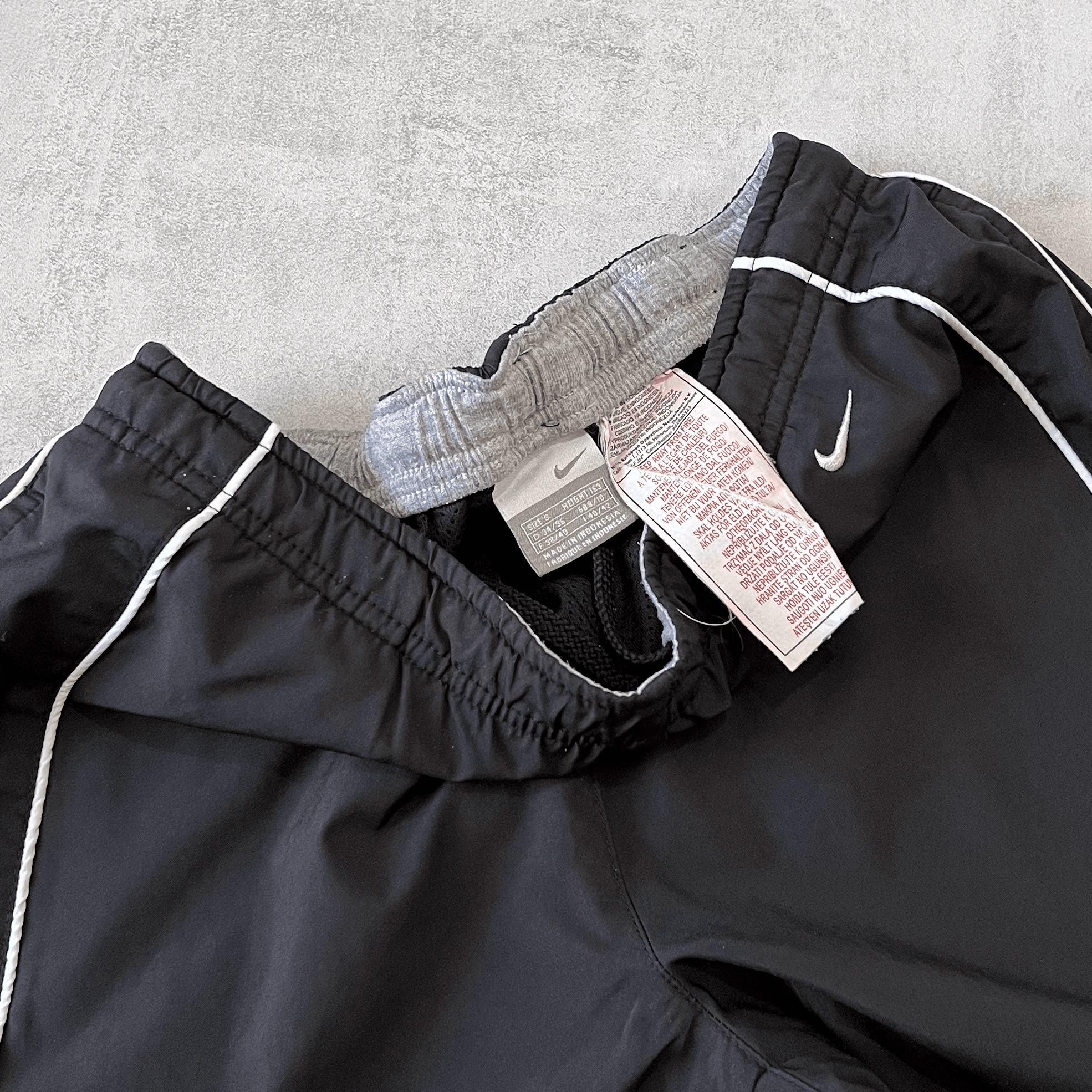 Nike 2000s trackpants (S)