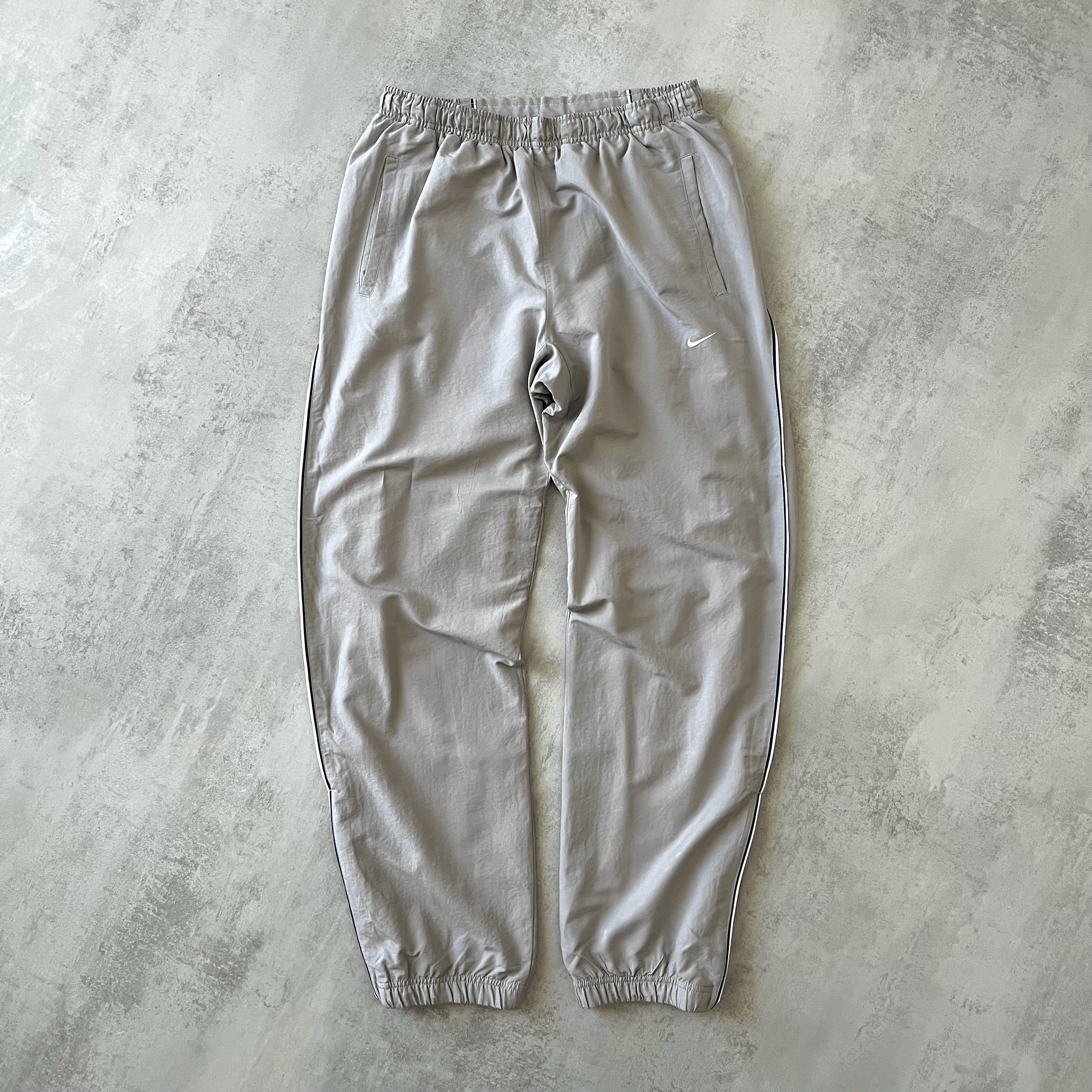 Nike 2000s joggers (M)