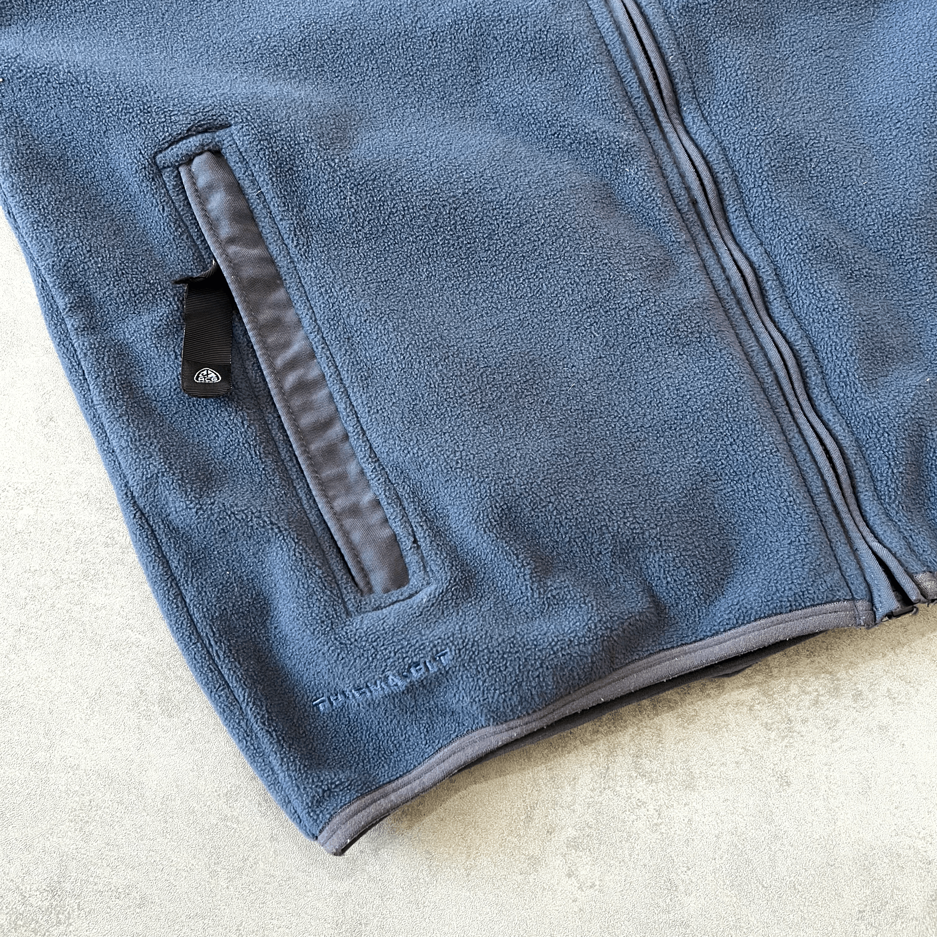 Nike ACG RARE 1990s heavyweight embroidered vest (L)