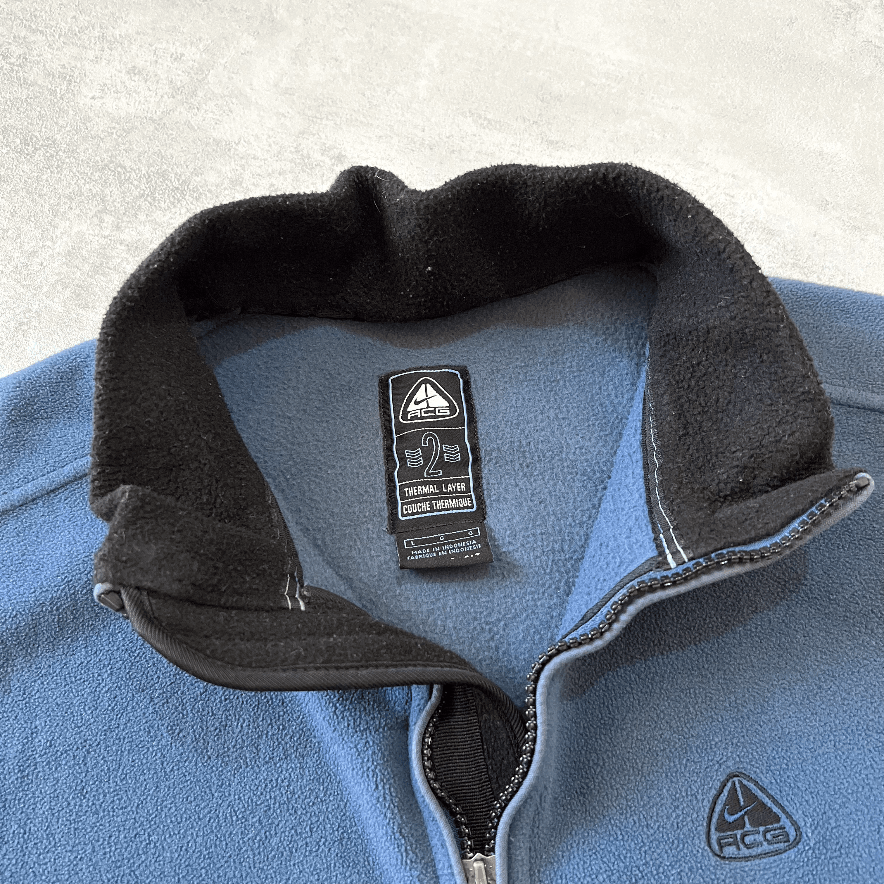 Nike ACG RARE 1990s heavyweight embroidered vest (L)