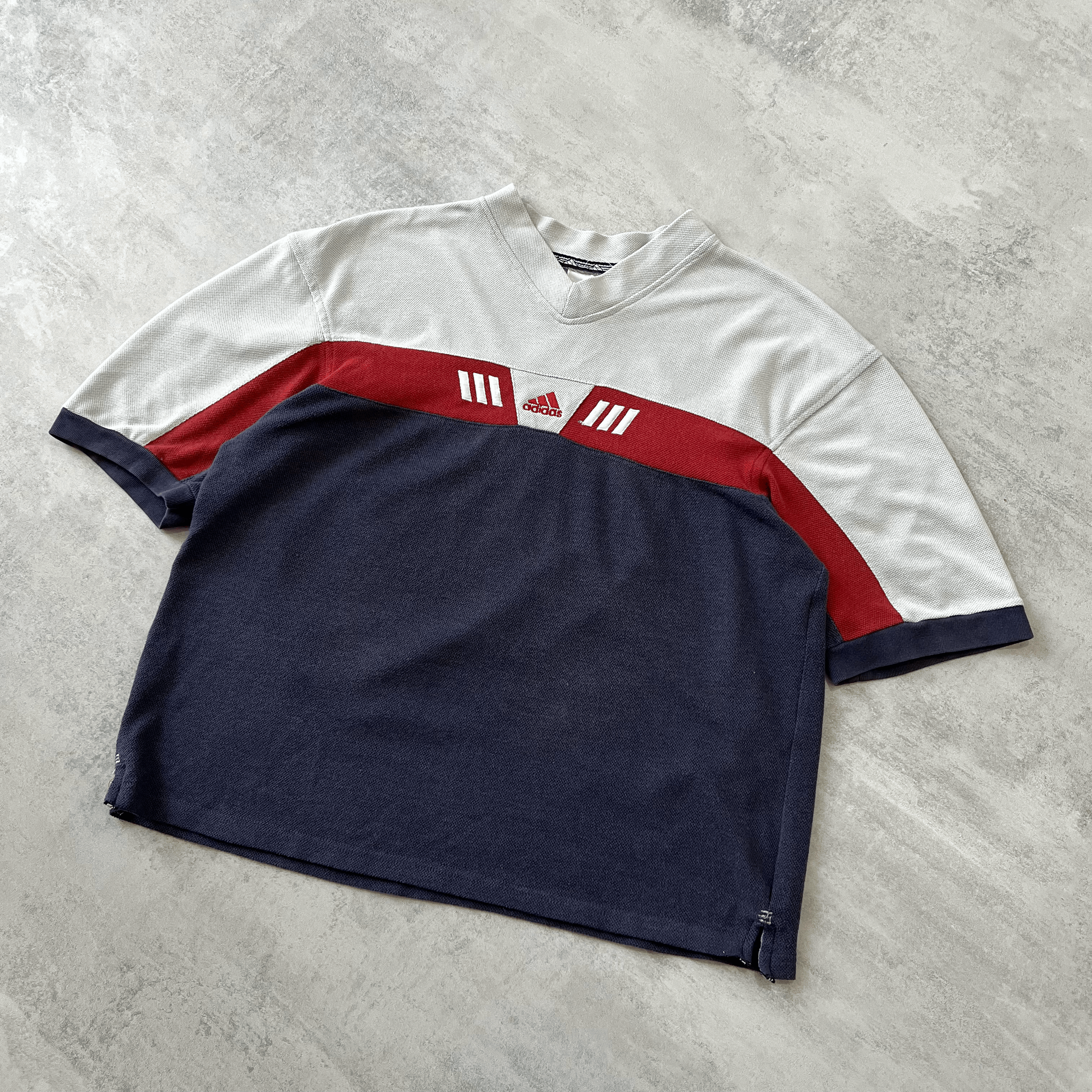 Adidas RARE 1990s heavyweight t-shirt (M)