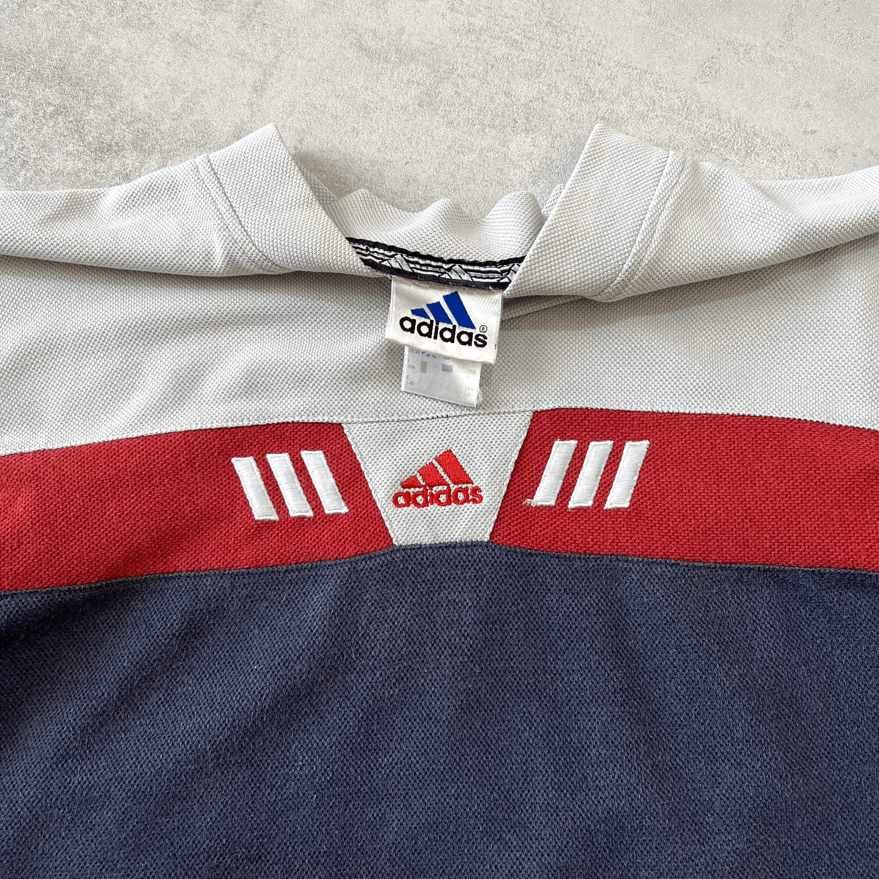 Adidas RARE 1990s heavyweight t-shirt (M)