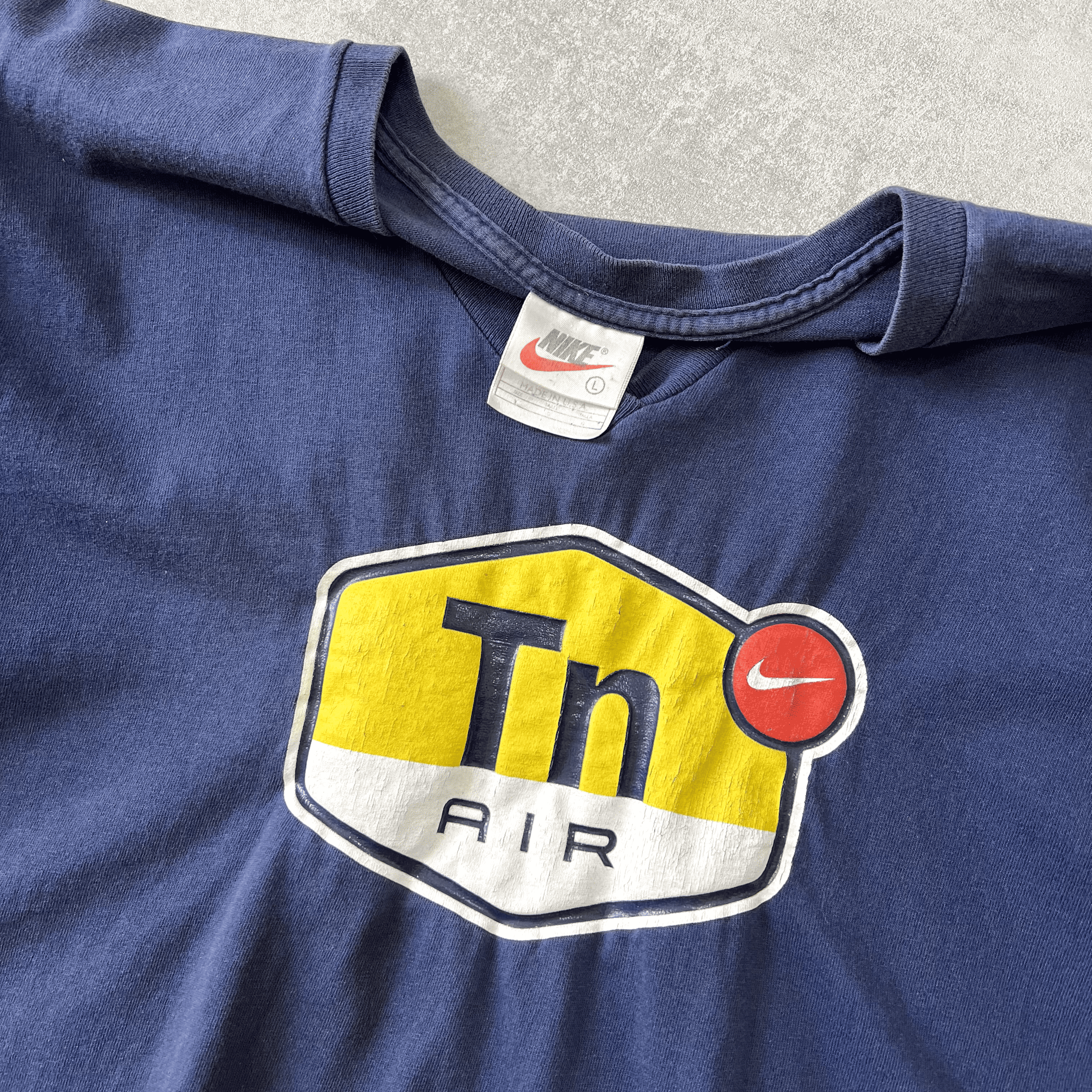 Nike RARE 1990s heavyweigh t-shirt (L)