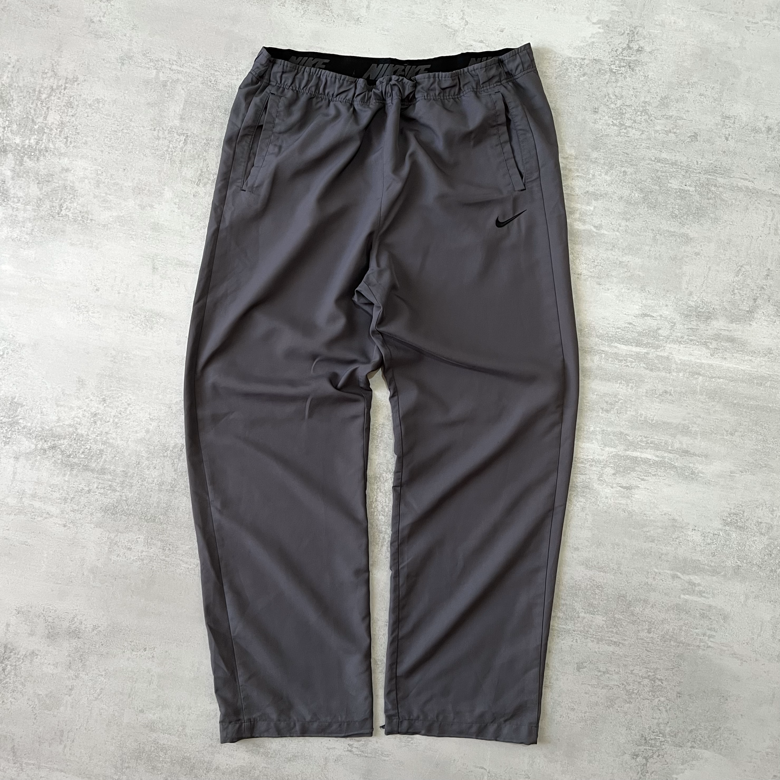 Nike 2000s trackpants (XL)