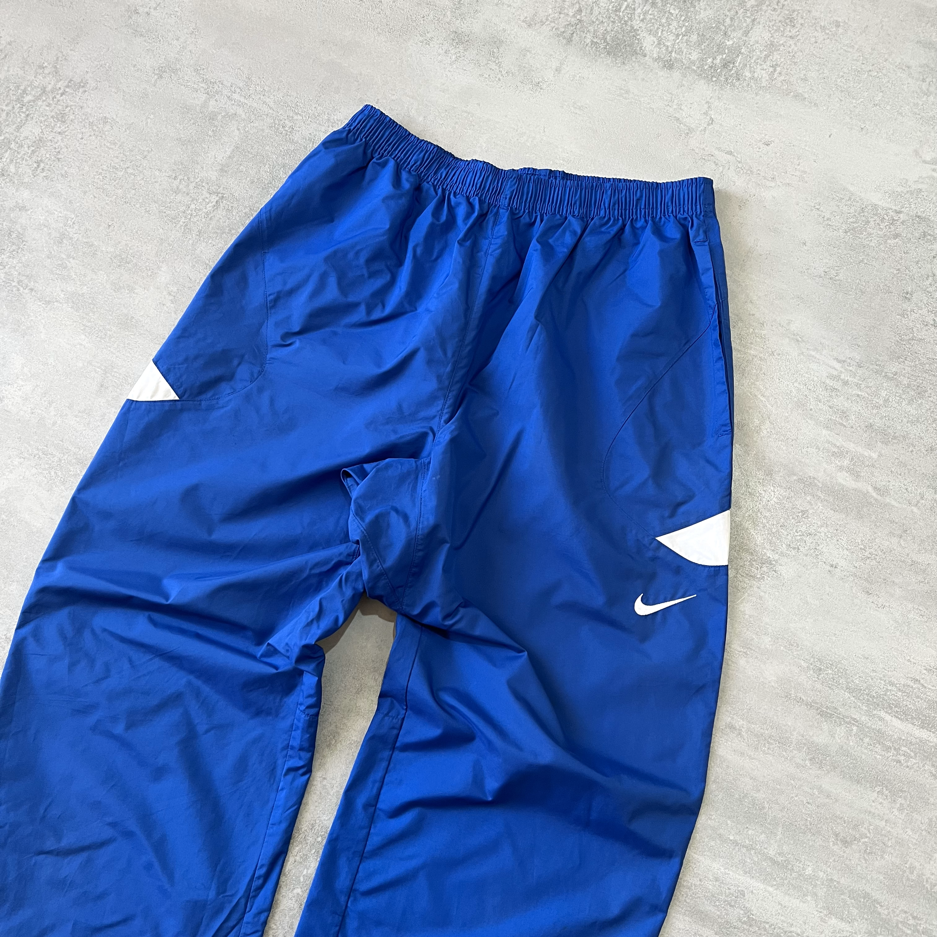 Nike 2000s trackpants (L)