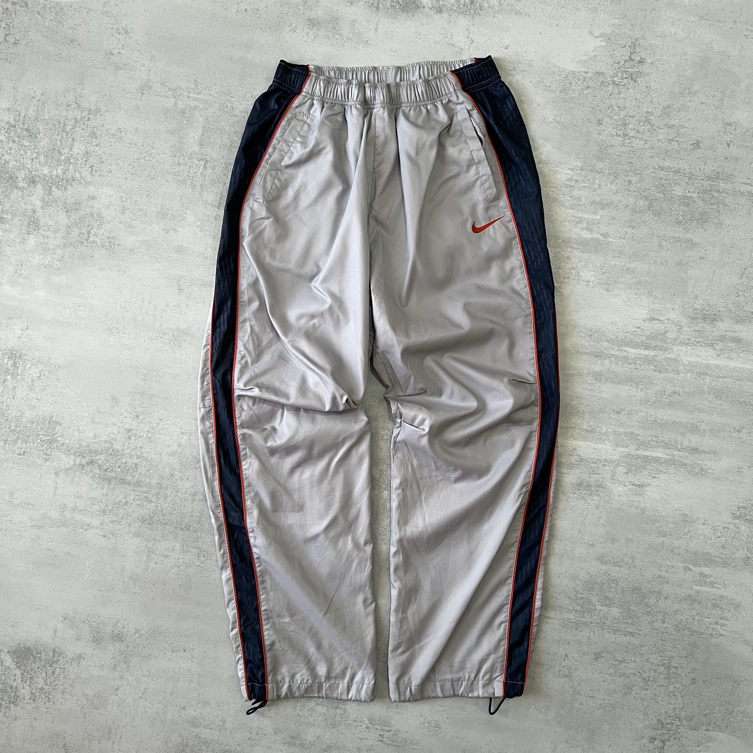 Nike RARE 2000s trackpants (XL)