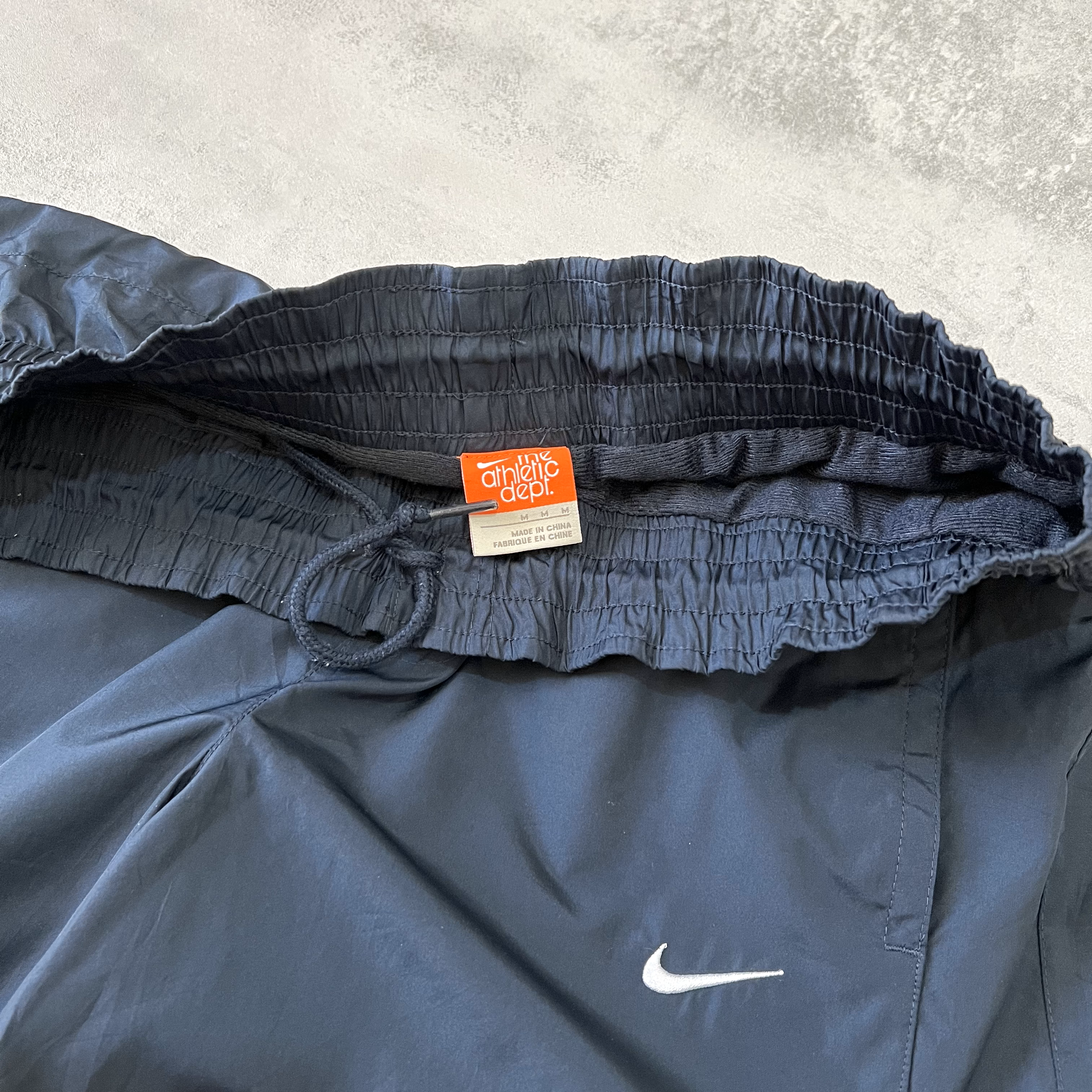 Nike 2000s trackpants (M)