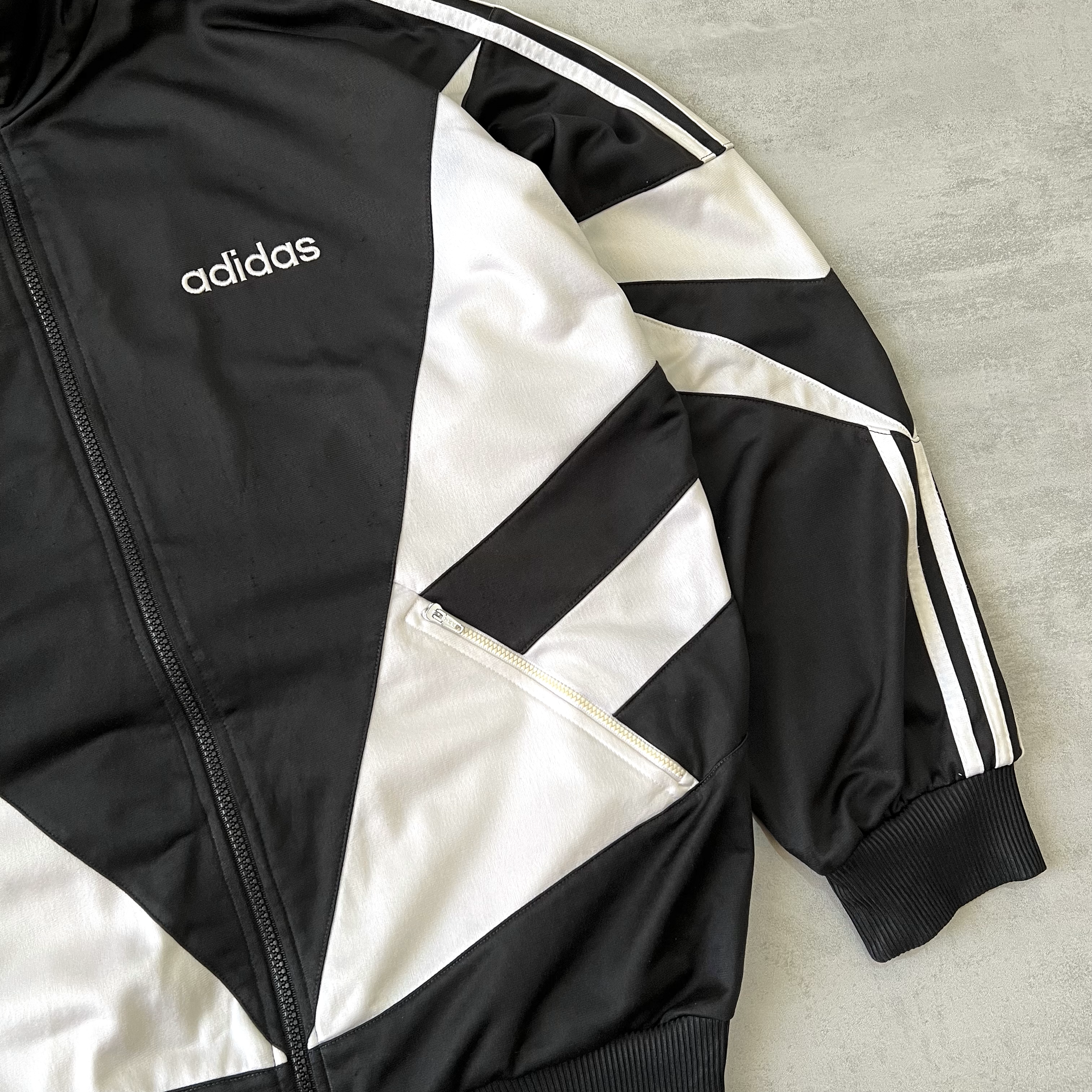 Adidas RARE 2000s jacket (L)
