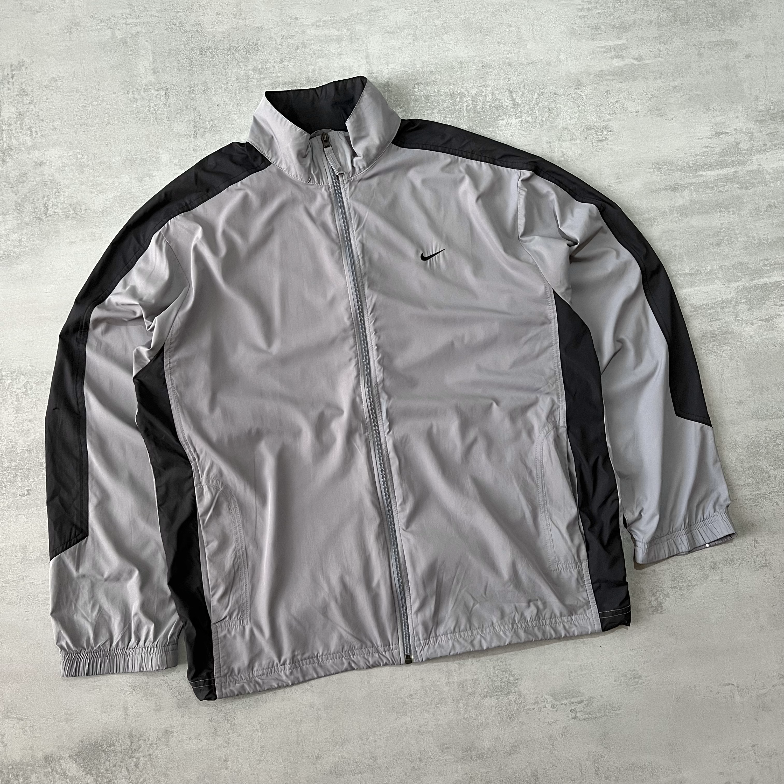 Nike RARE 2000s trackjacket (L)