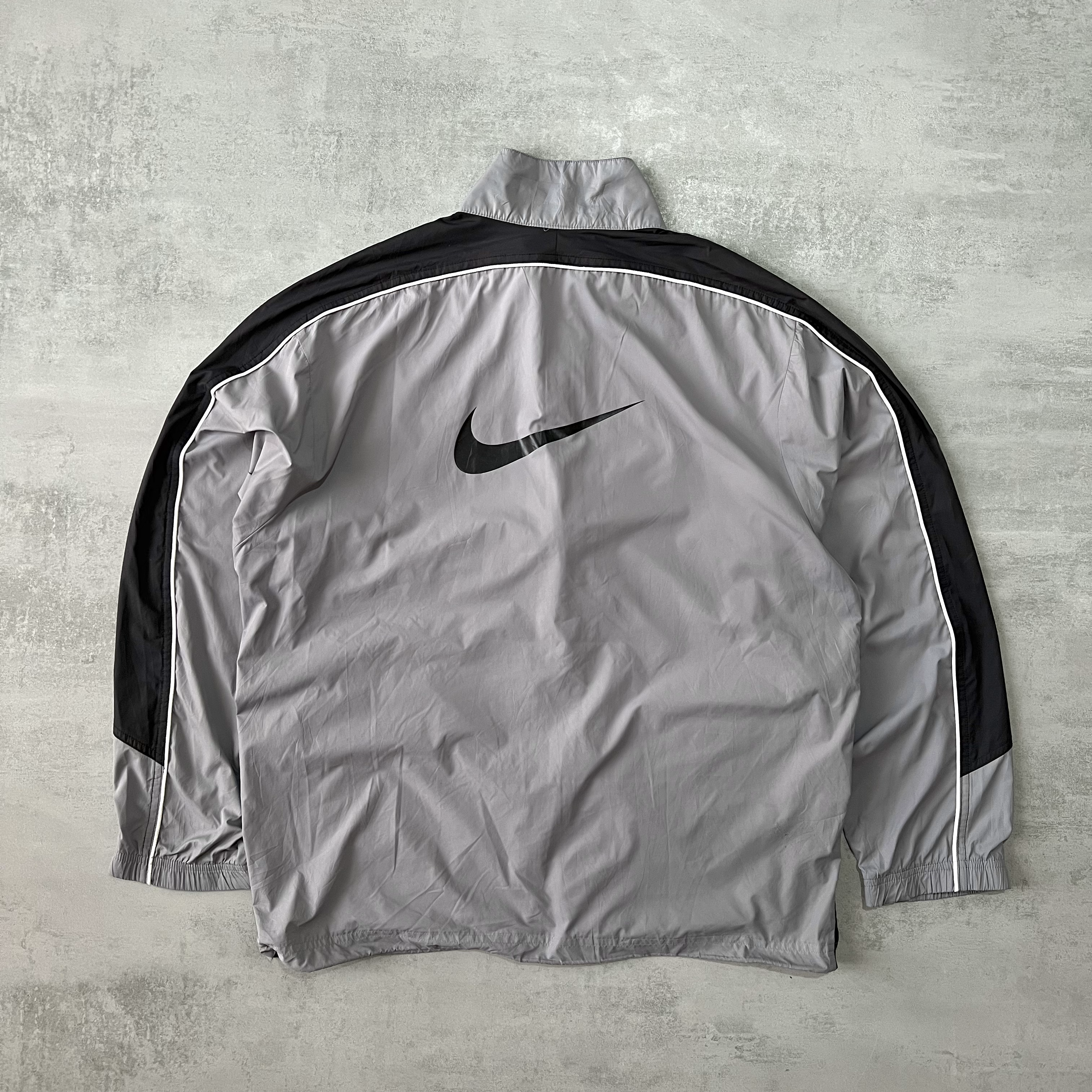Nike RARE 2000s trackjacket (L)
