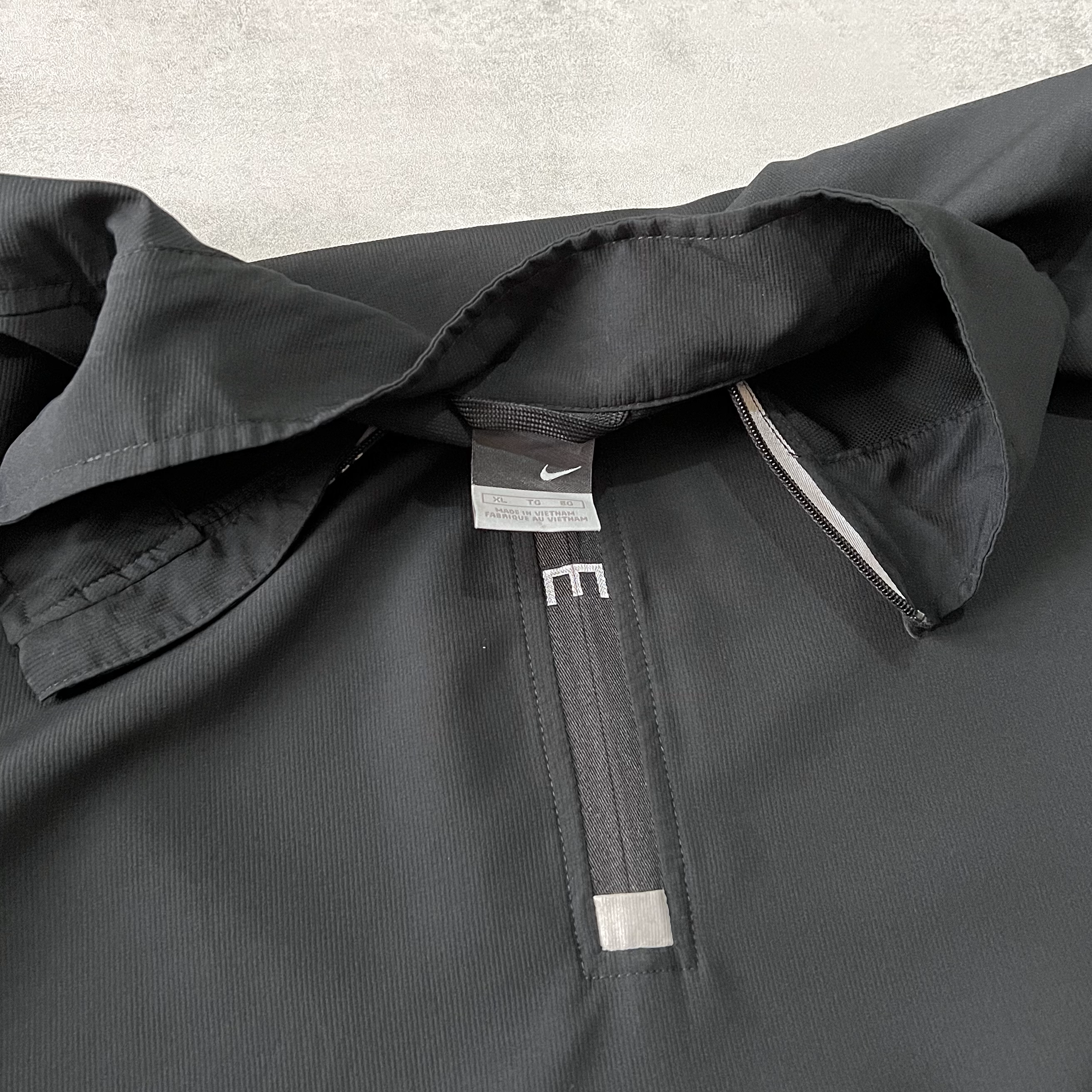 Nike 2000s long-sleeves t-shirt (XL)