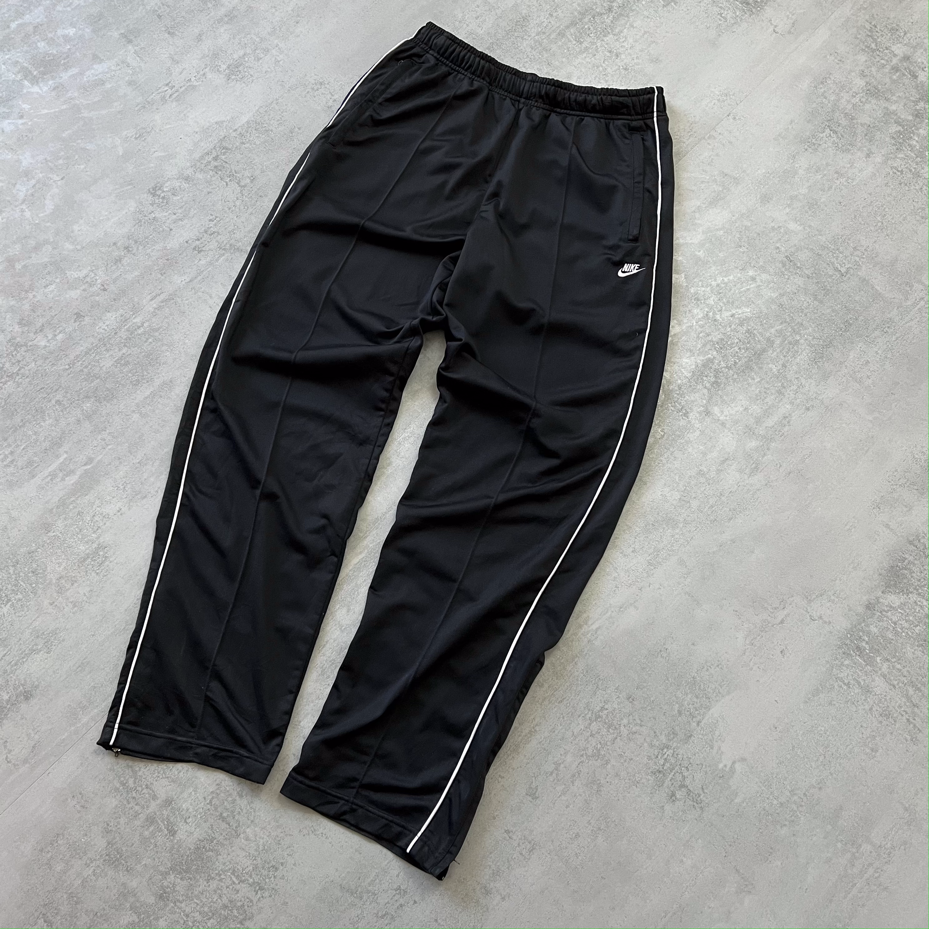 Nike 2000s joggers (M)