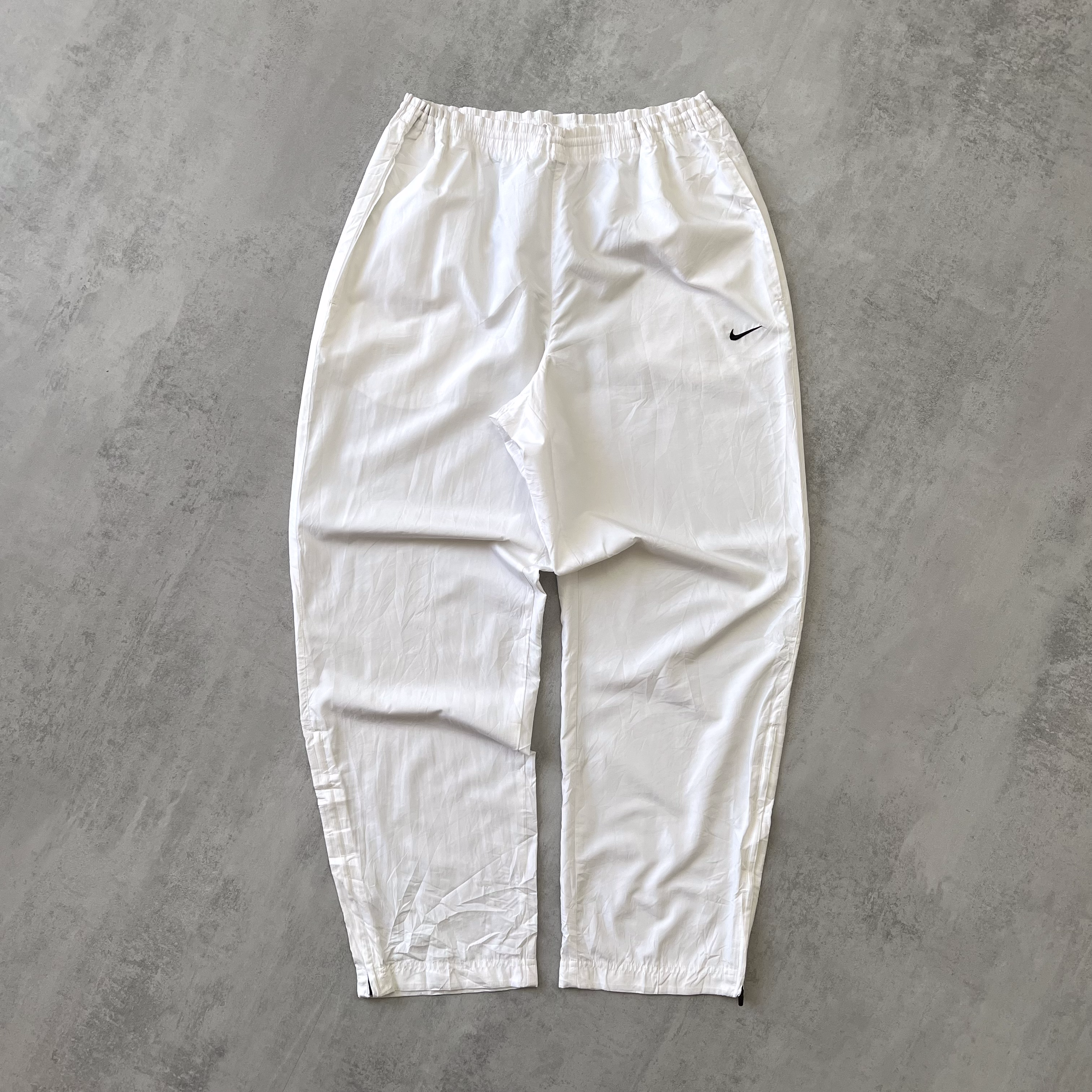 Nike 2000s trackpants (L)