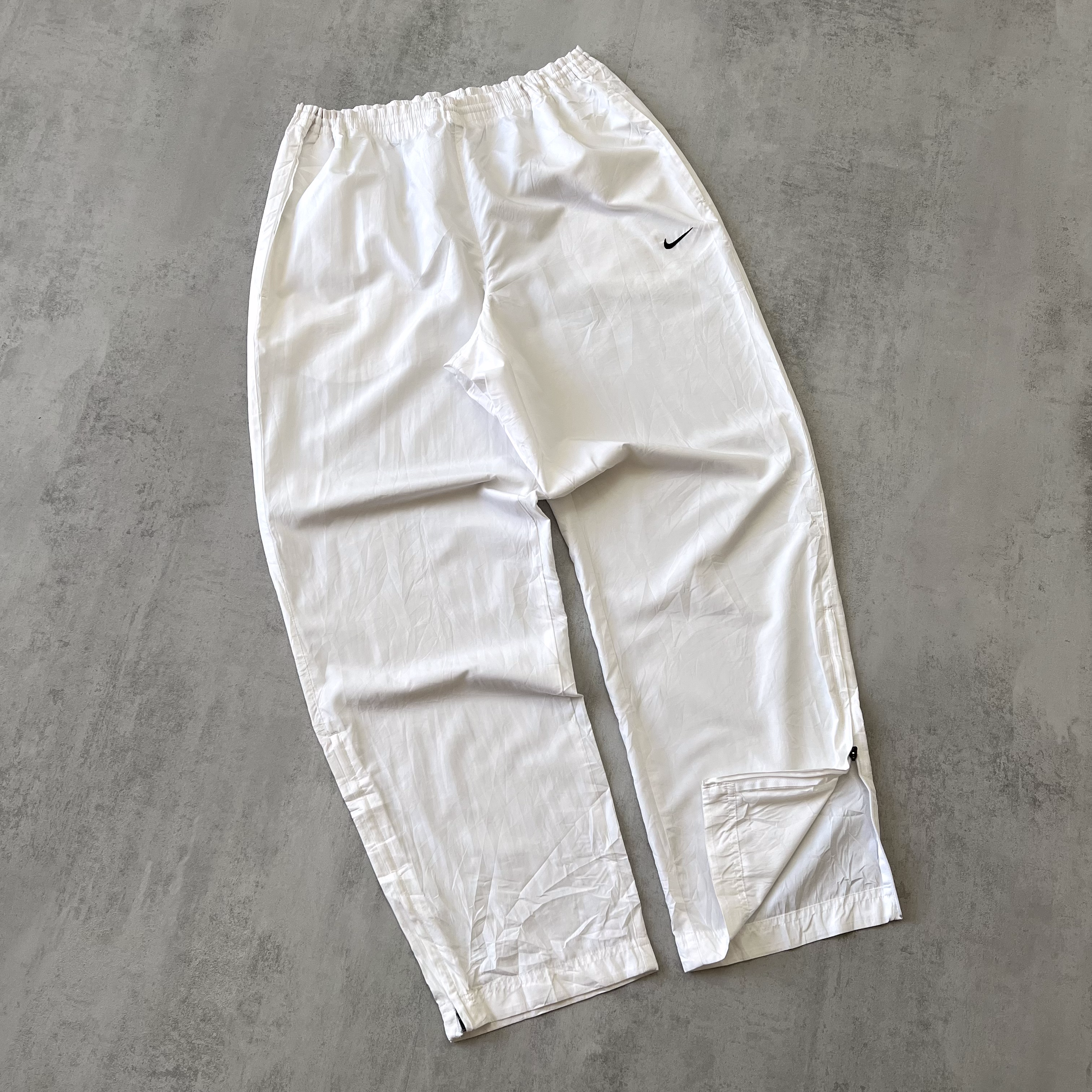 Nike 2000s trackpants (L)