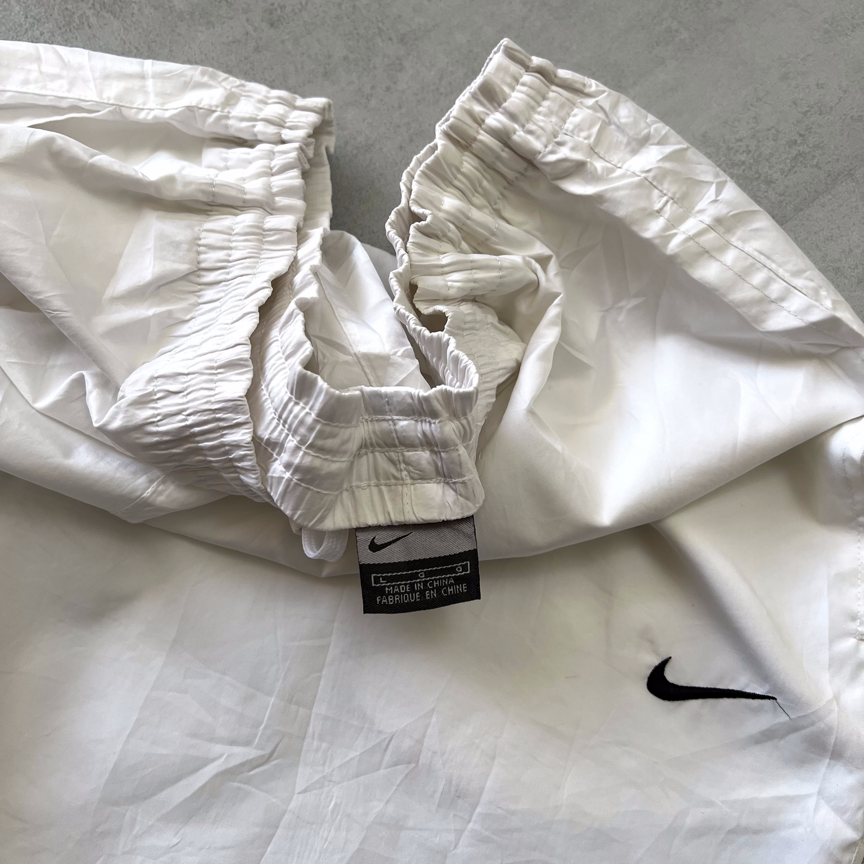 Nike 2000s trackpants (L)