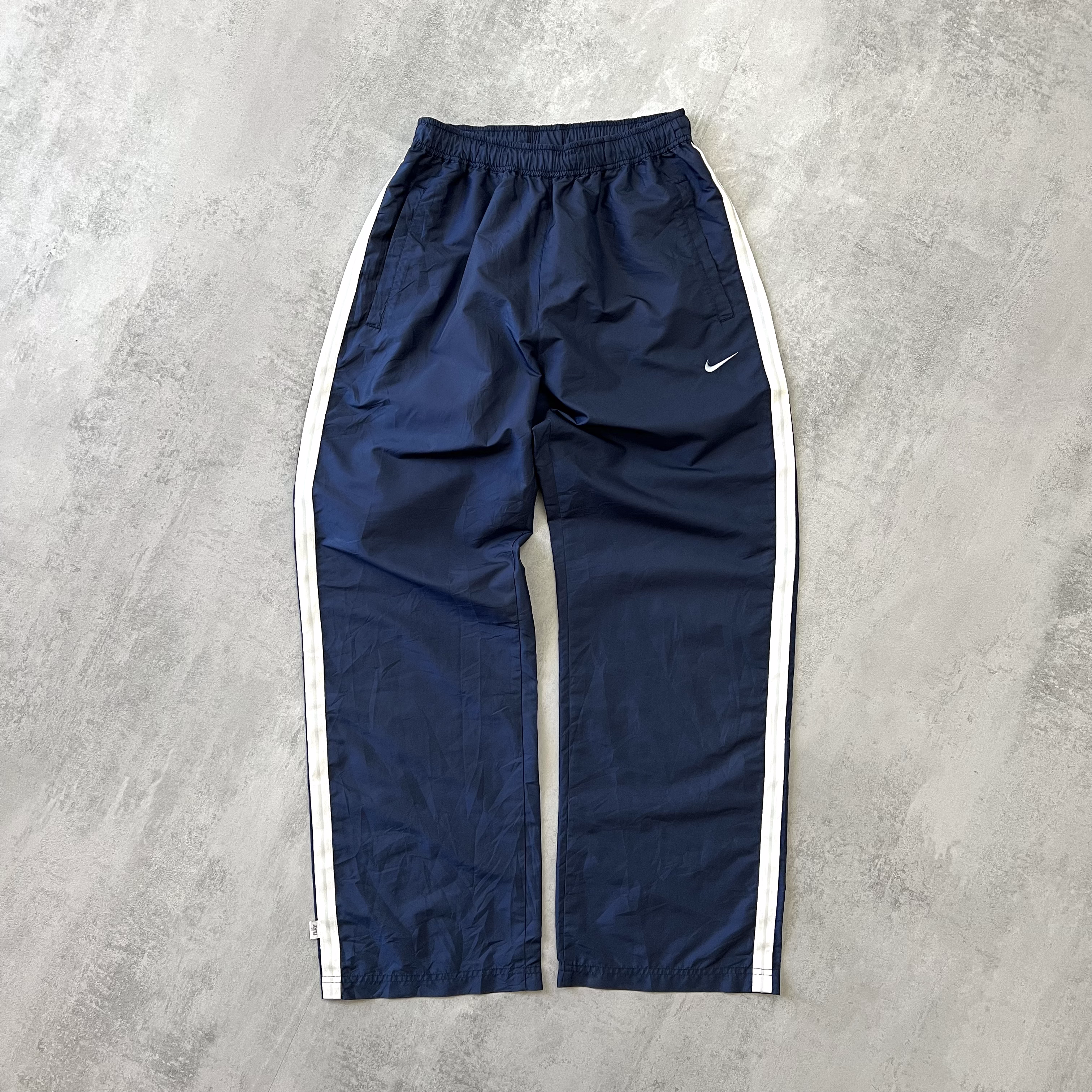 Nike 2000s trackpants (M)