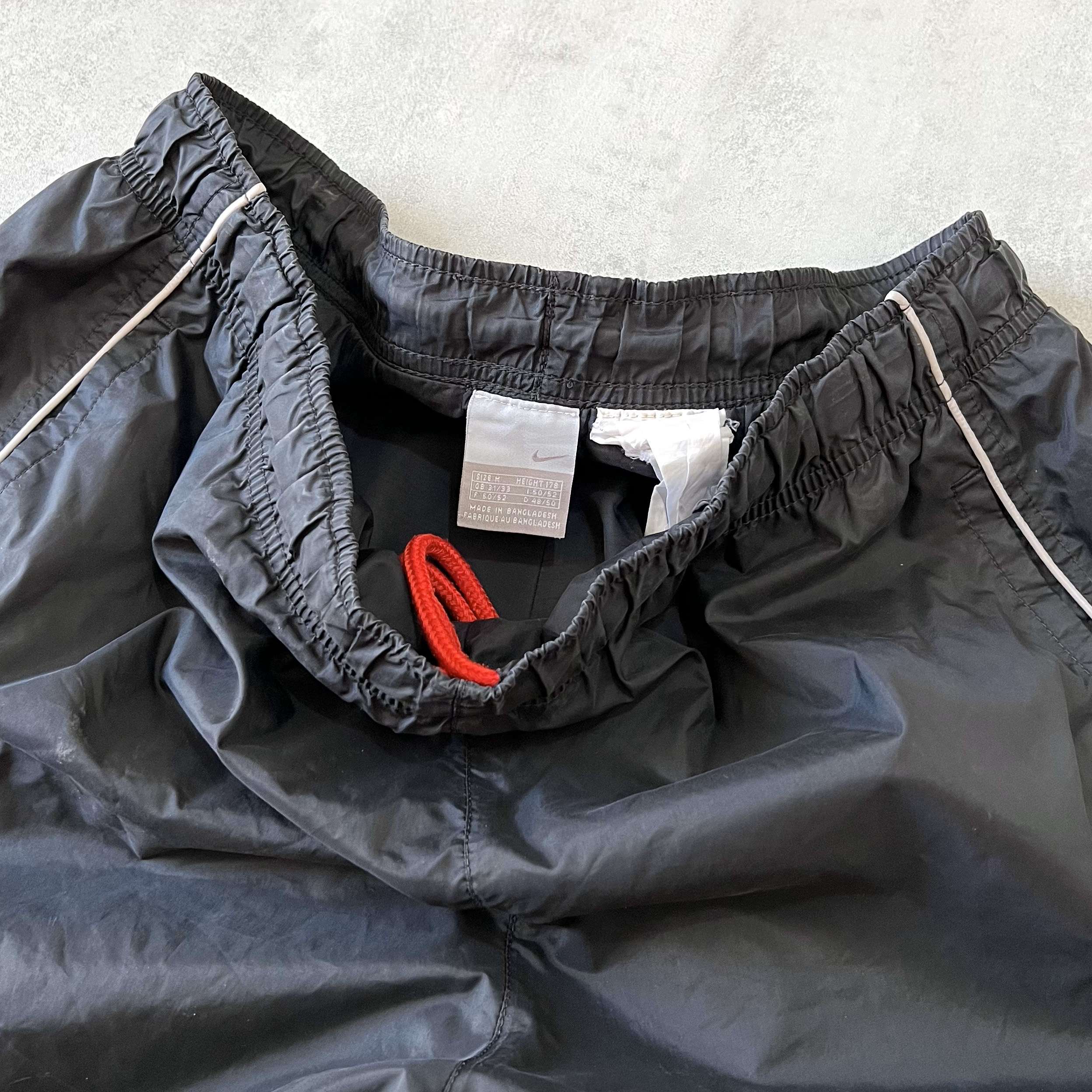 Nike 2000s trackpants (L)