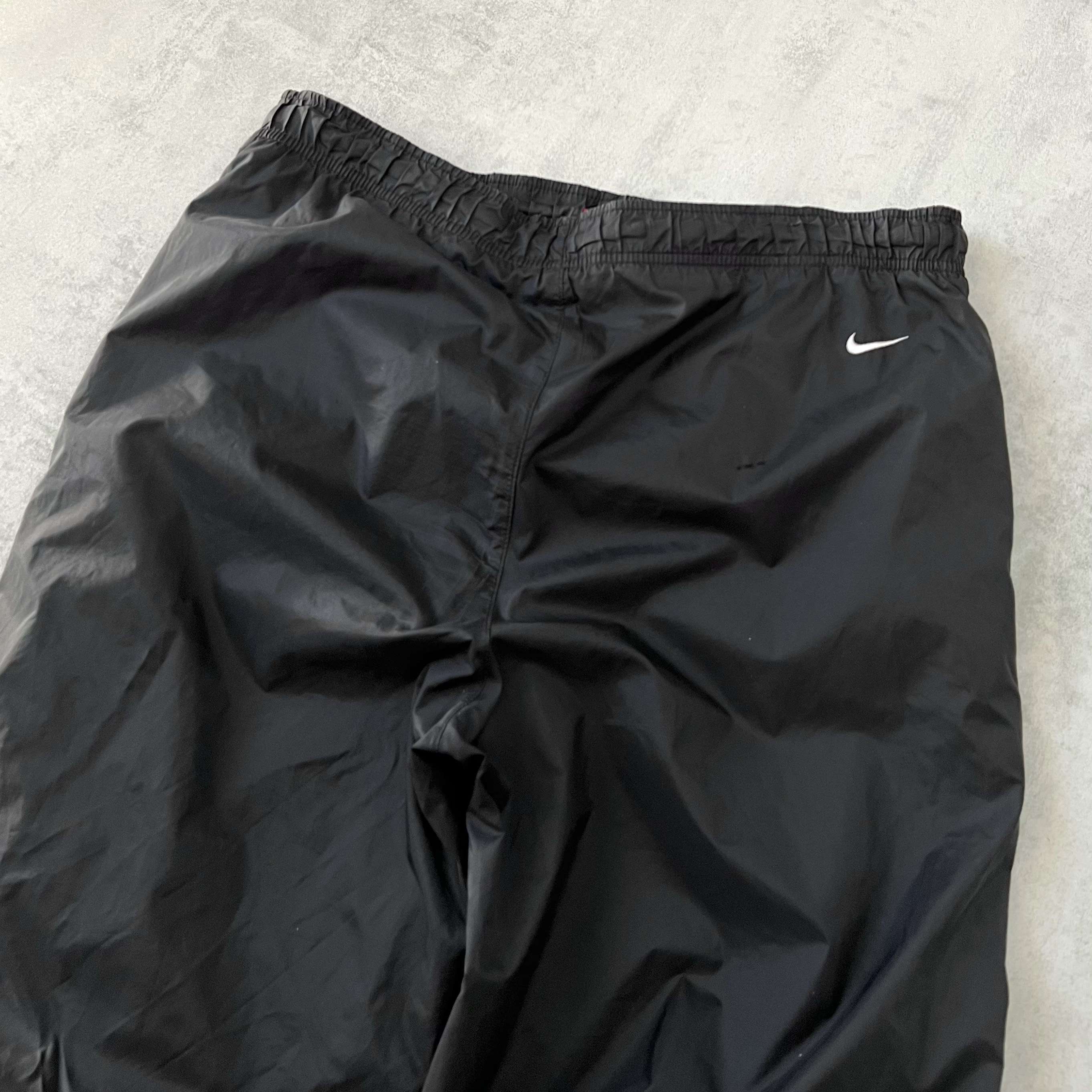 Nike 2000s trackpants (L)
