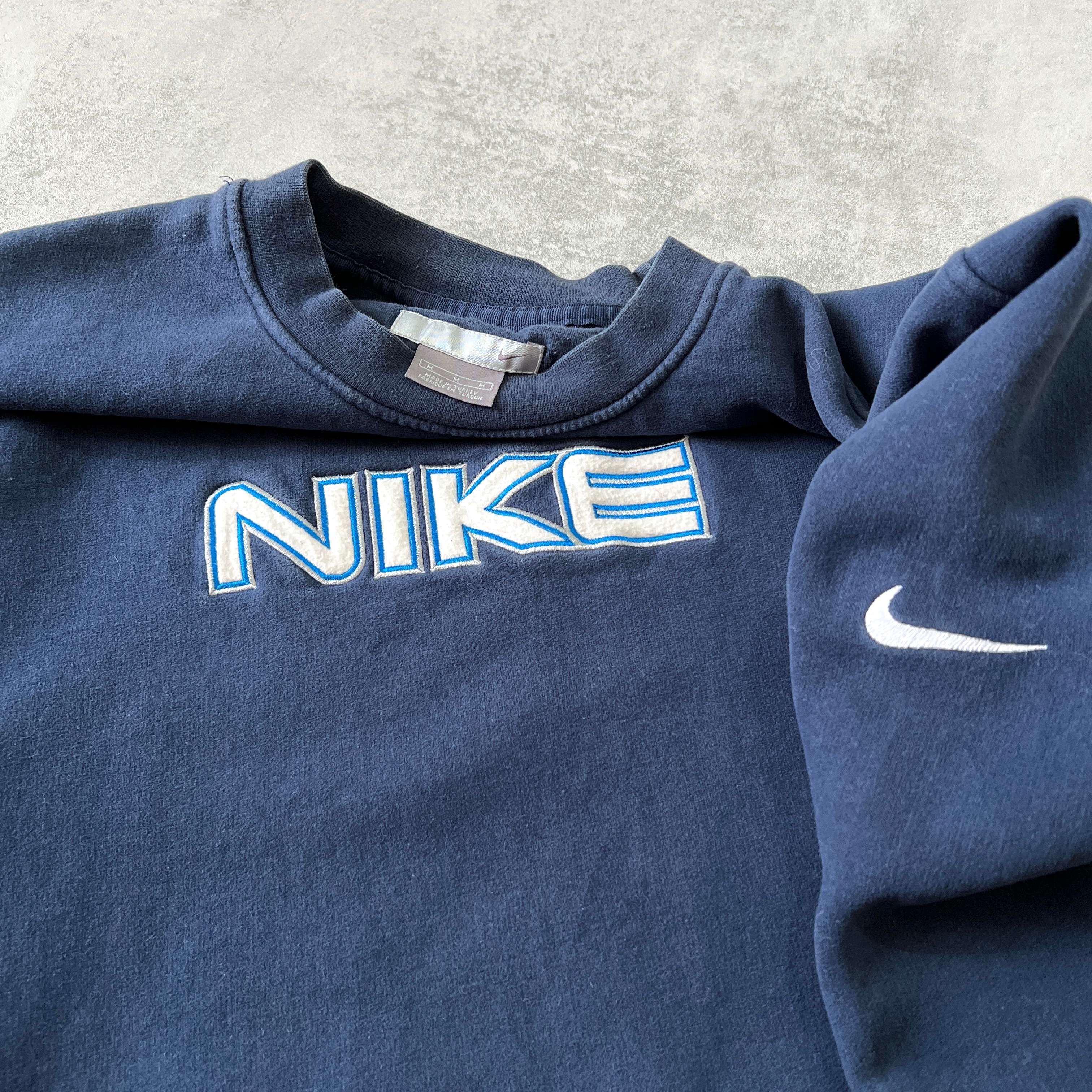 Nike 2000s heavyweight embroidered sweatshirt (L)