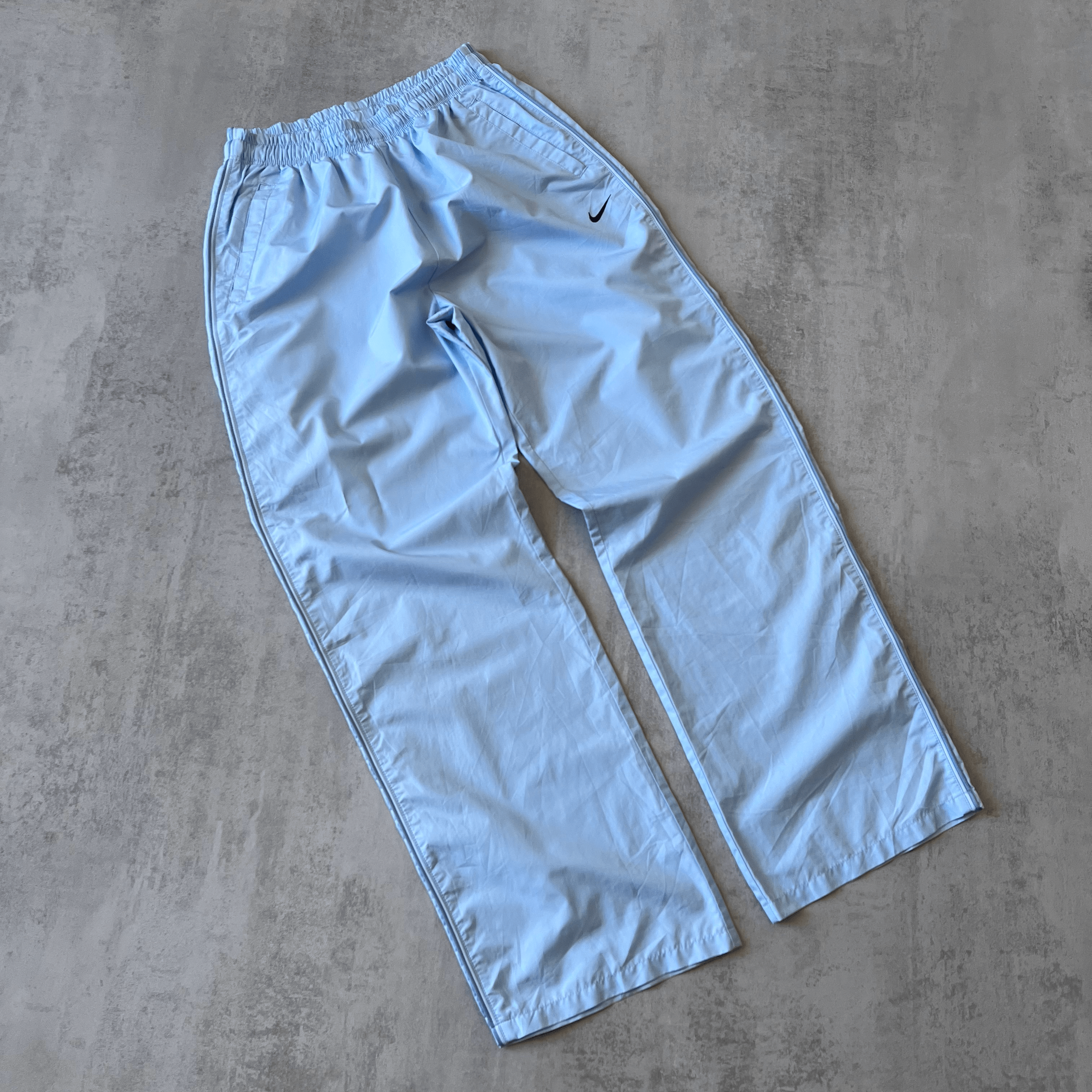 Nike 2000s trackpants (M)