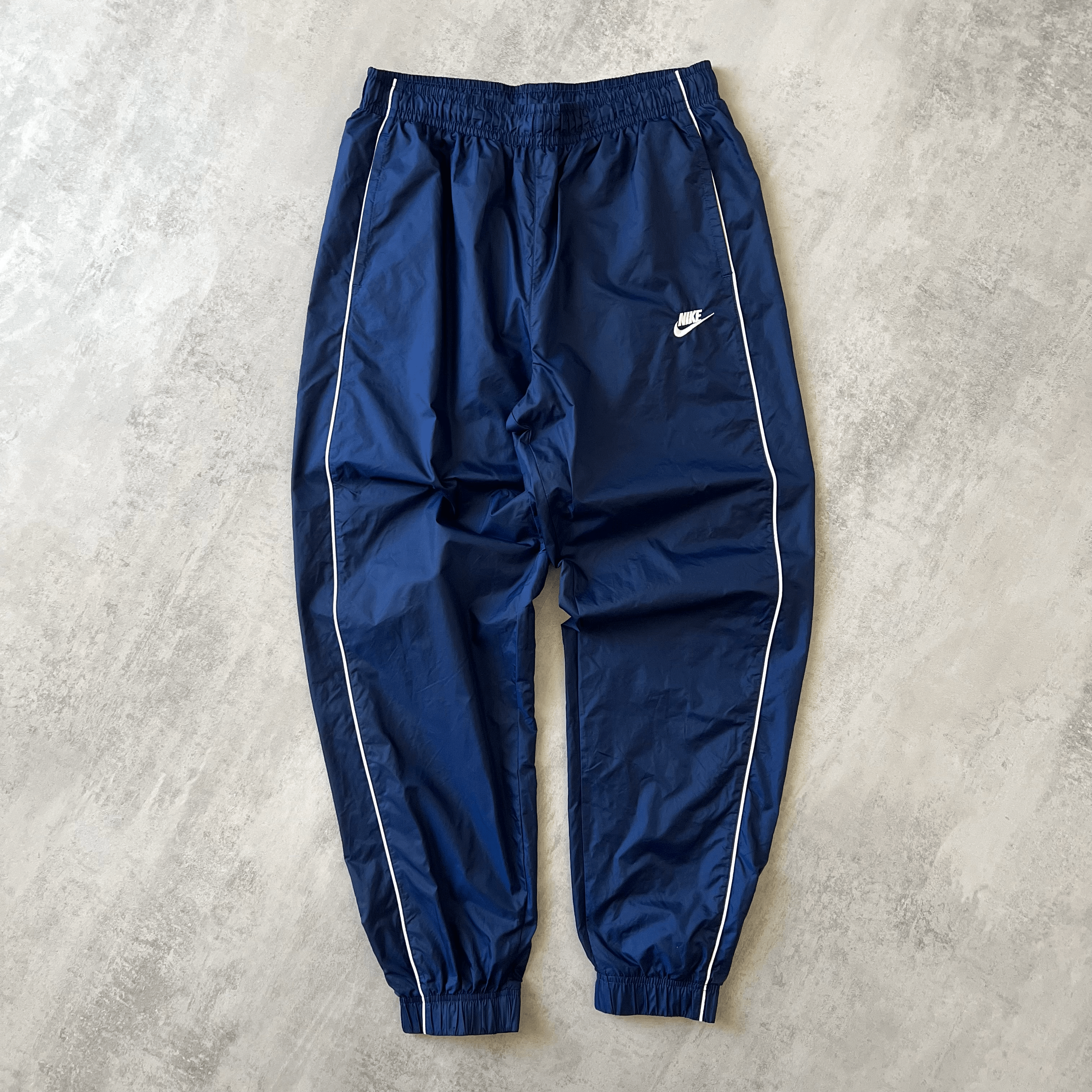 Nike 2000s trackpants (L)