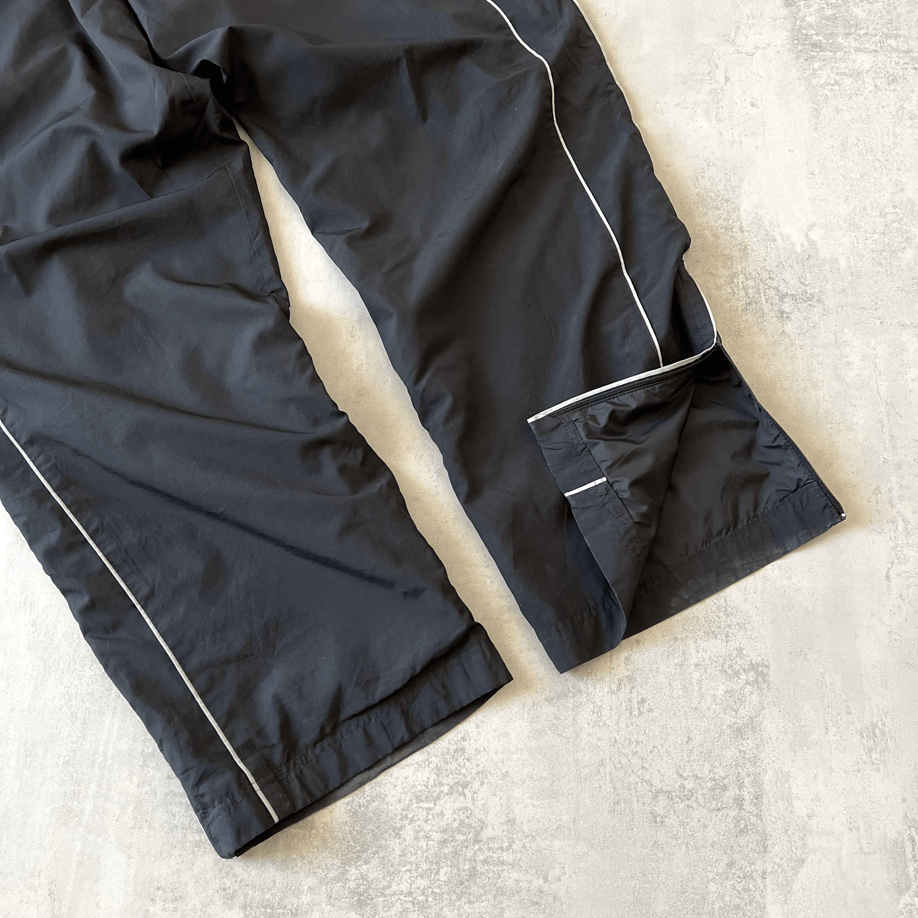 Nike 2000s trackpants (XL)