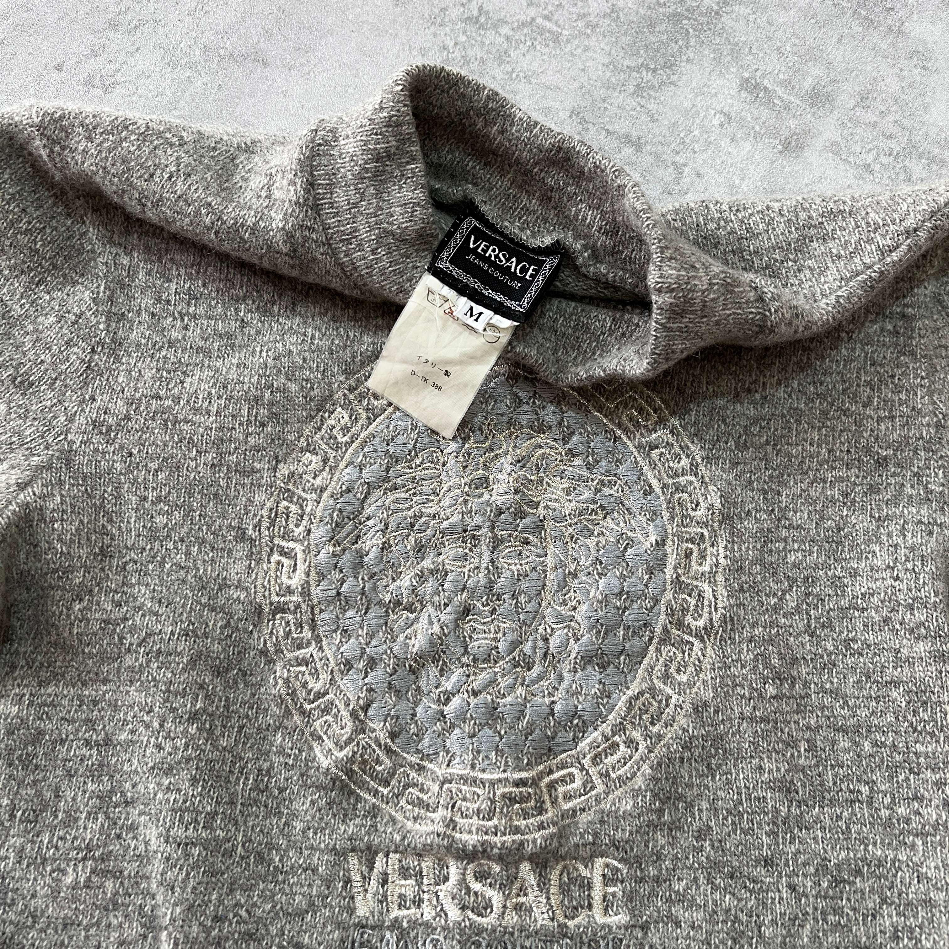 Versace RARE 1990s heavyweight spellout croptop (M)