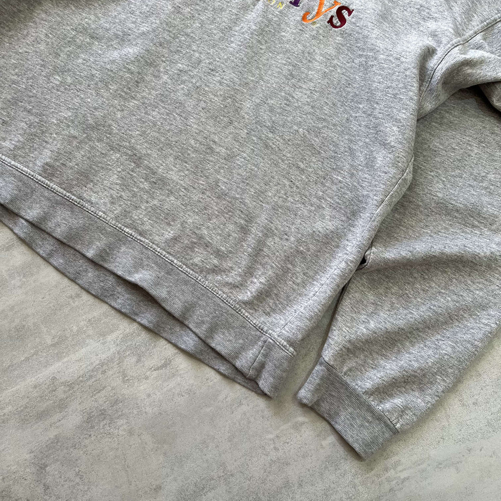 Burberry's 1990s embroidered sweatshirt (M)