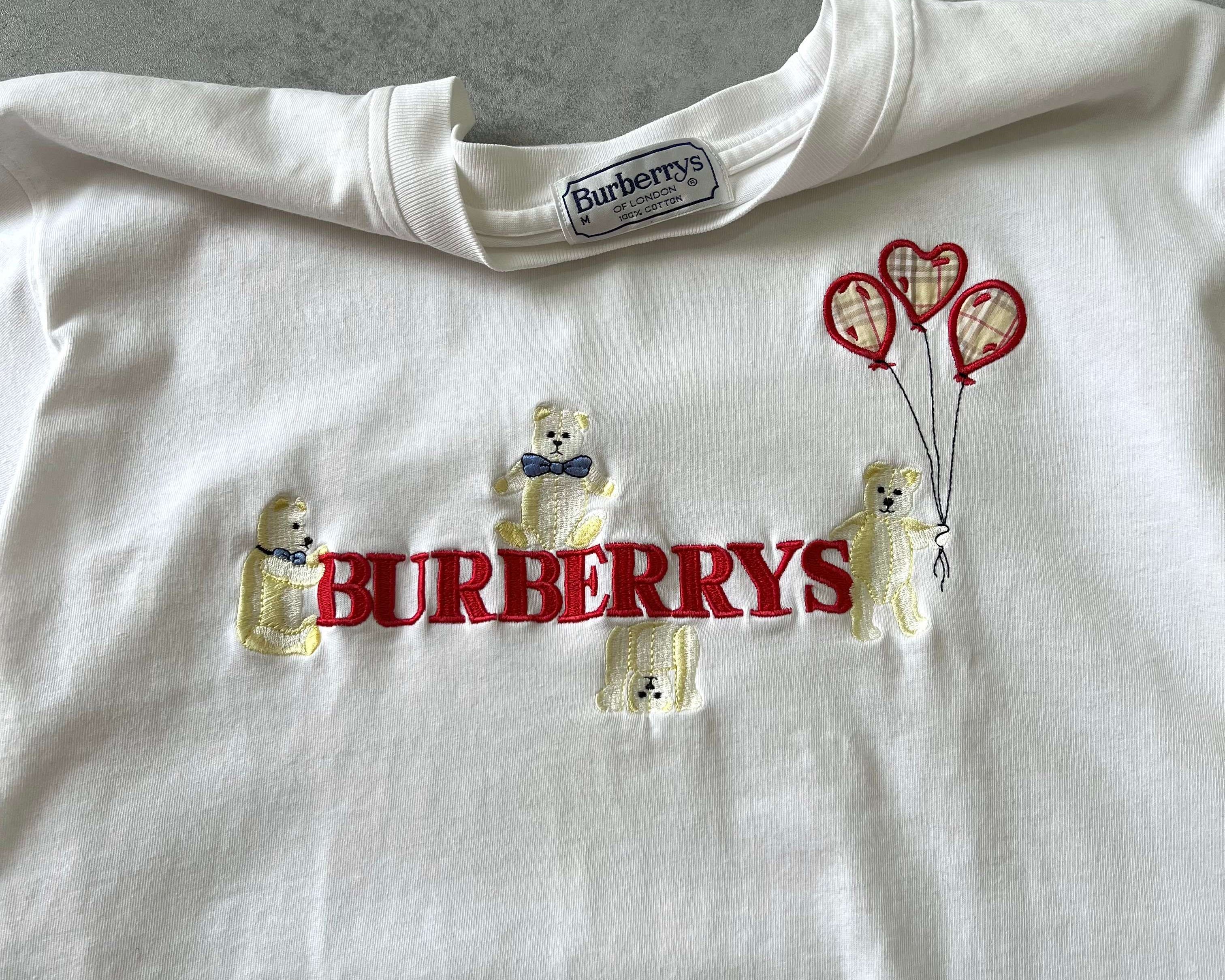 Burberry's Teddy RARE 1990s embroidered t-shirt (L)