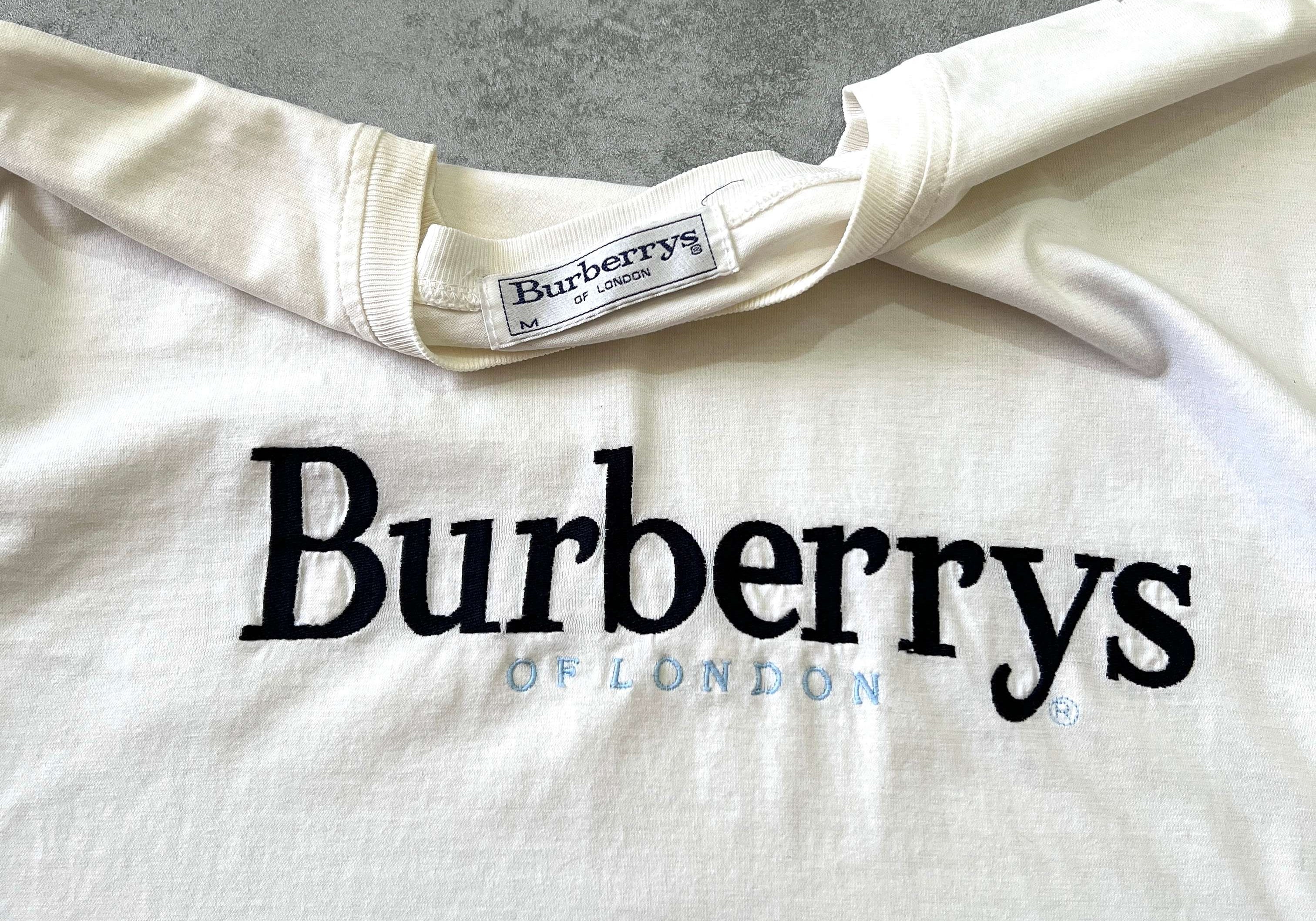 Burberry's 1990s embroidered t-shirt (L)