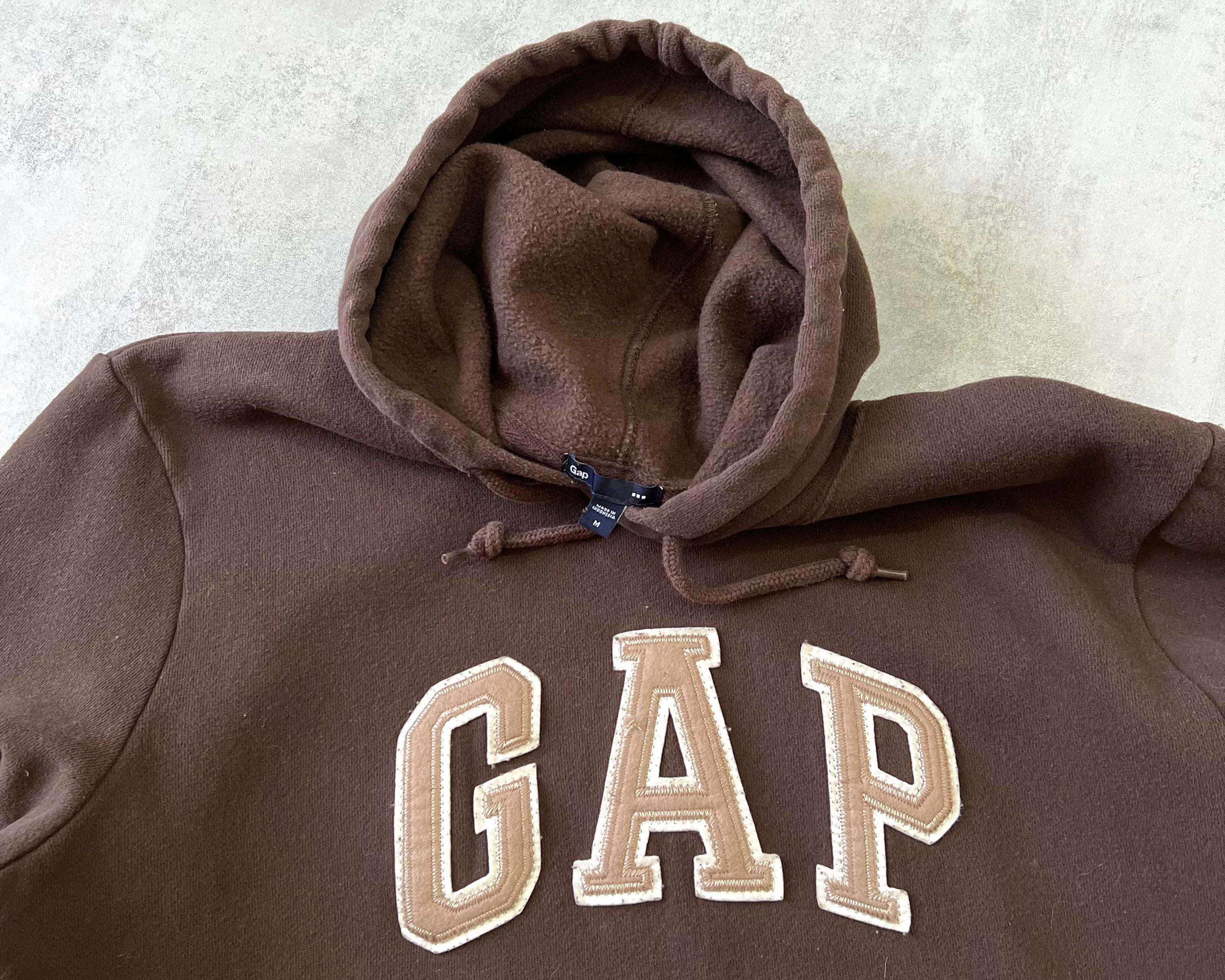 Gap 2000s heavyweight embroidered hoodie (M)