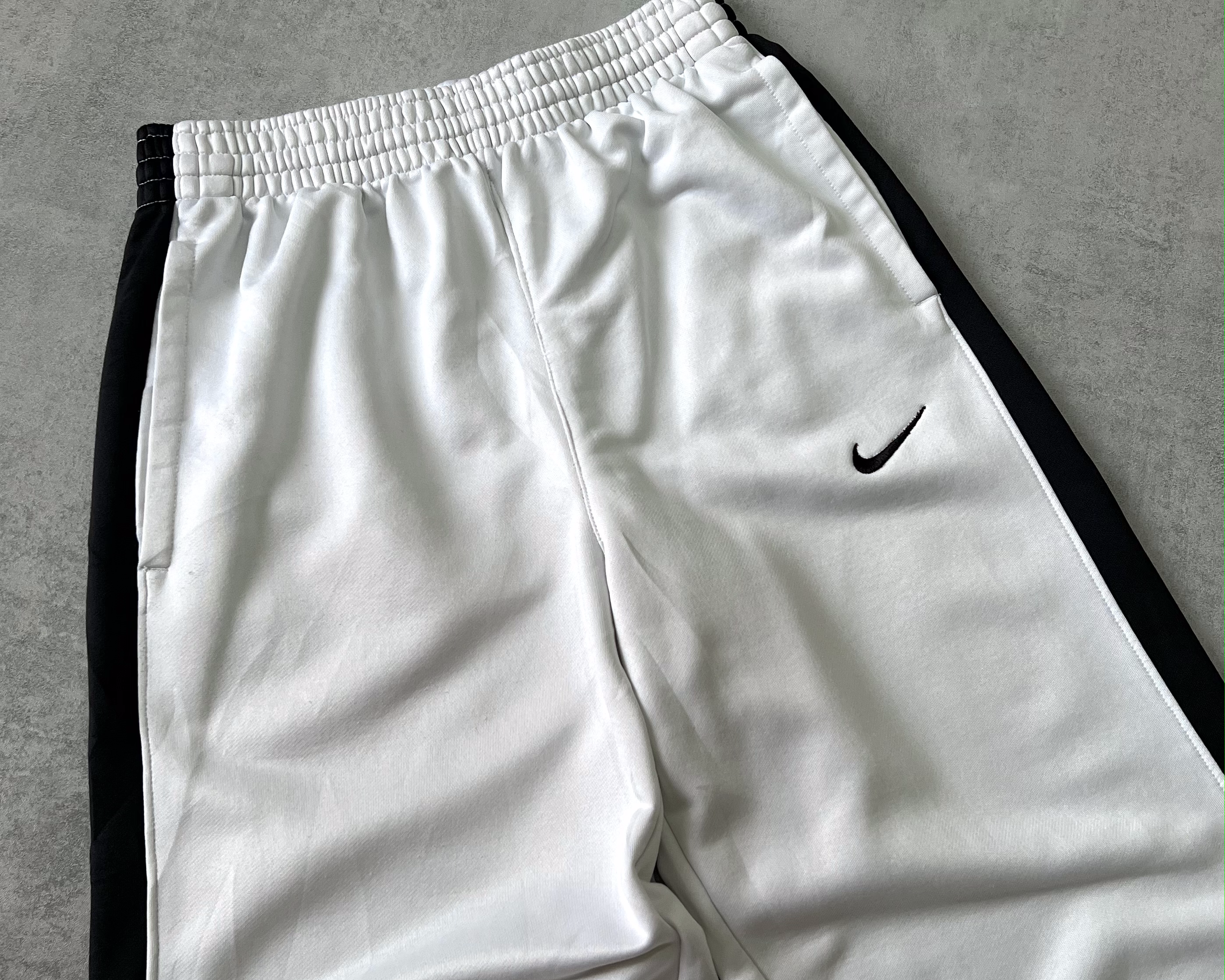 Nike 2000s jogger (M)