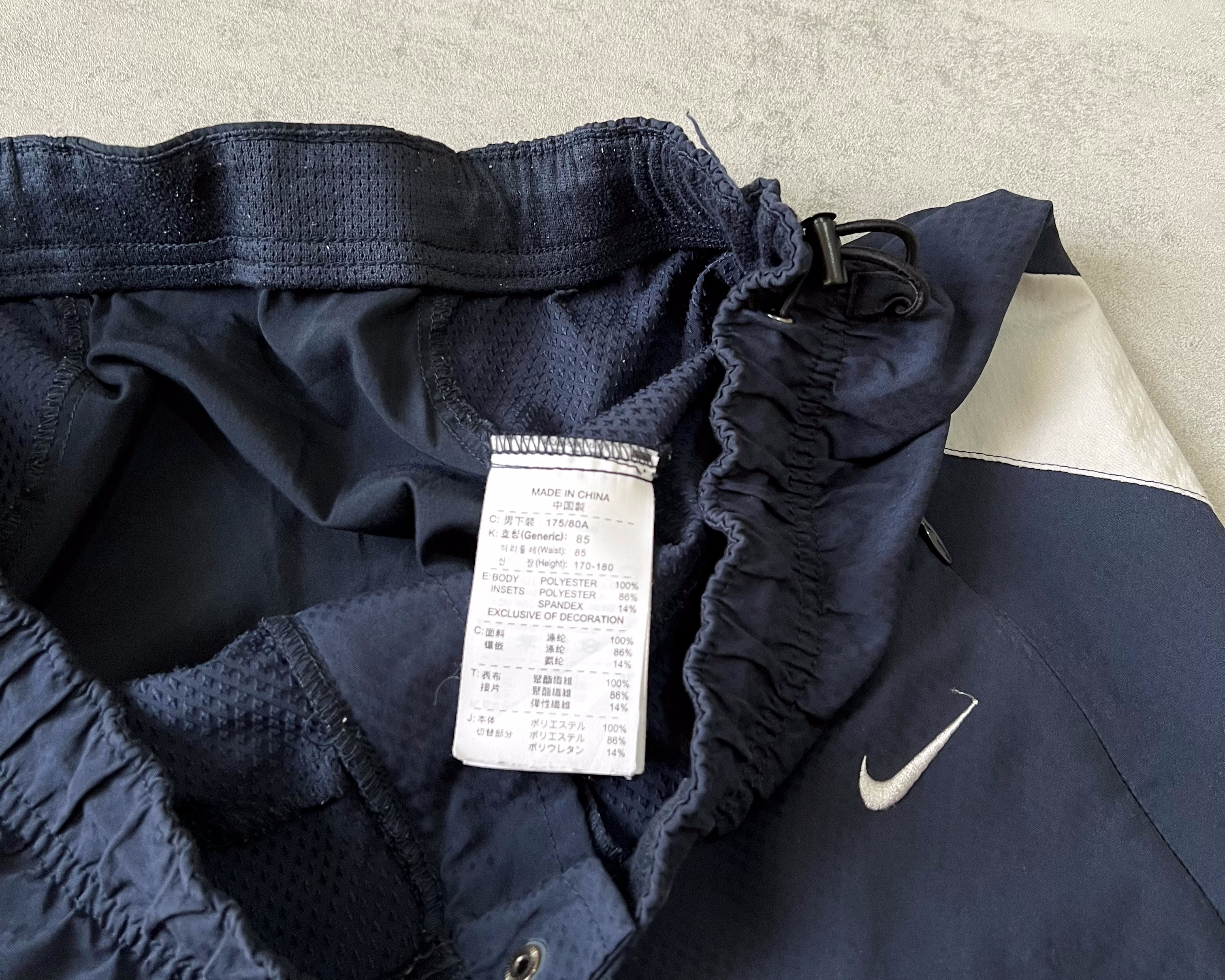 Nike 2000s track pants (L)