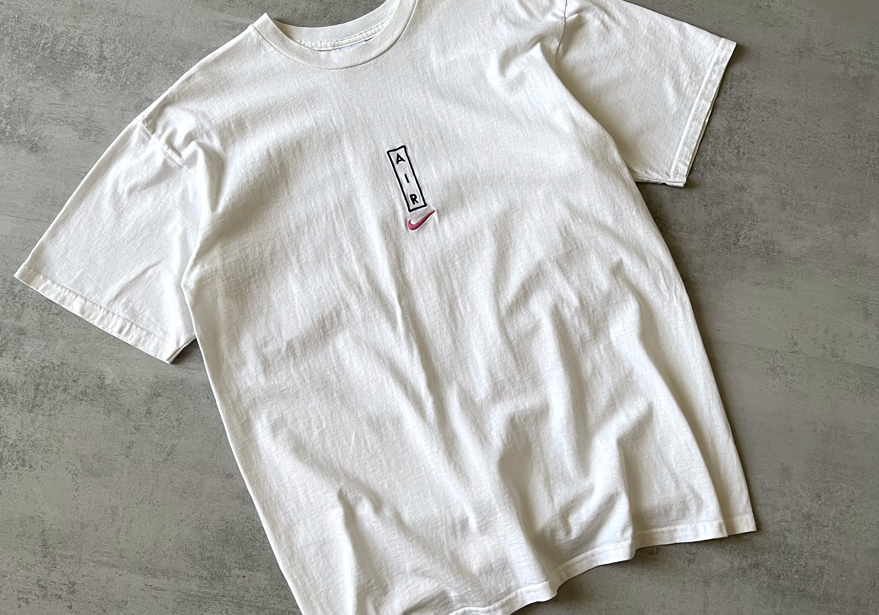 Nike RARE 2000s t-shirt (M)