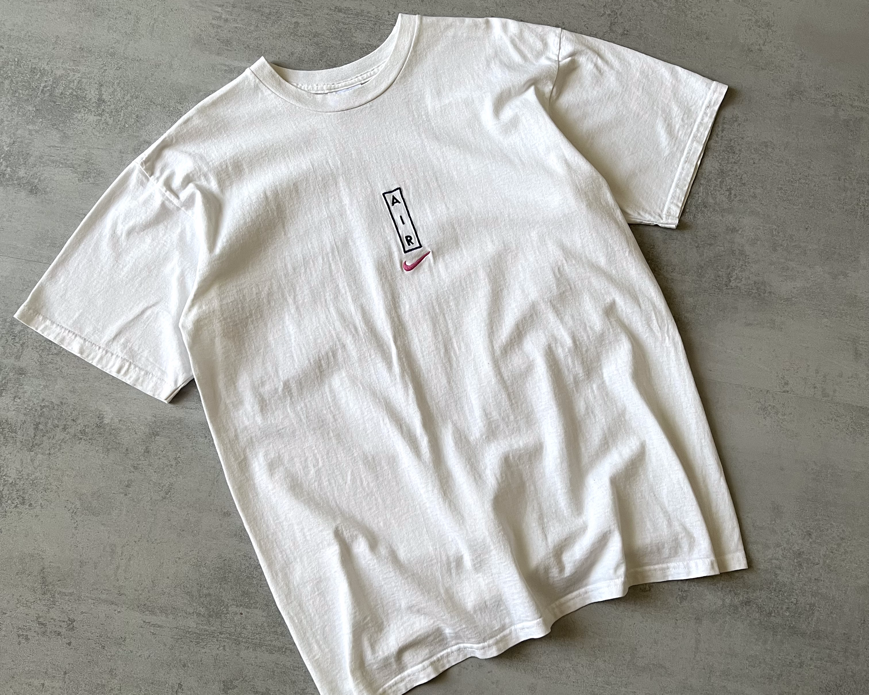 Nike RARE 2000s t-shirt (M)