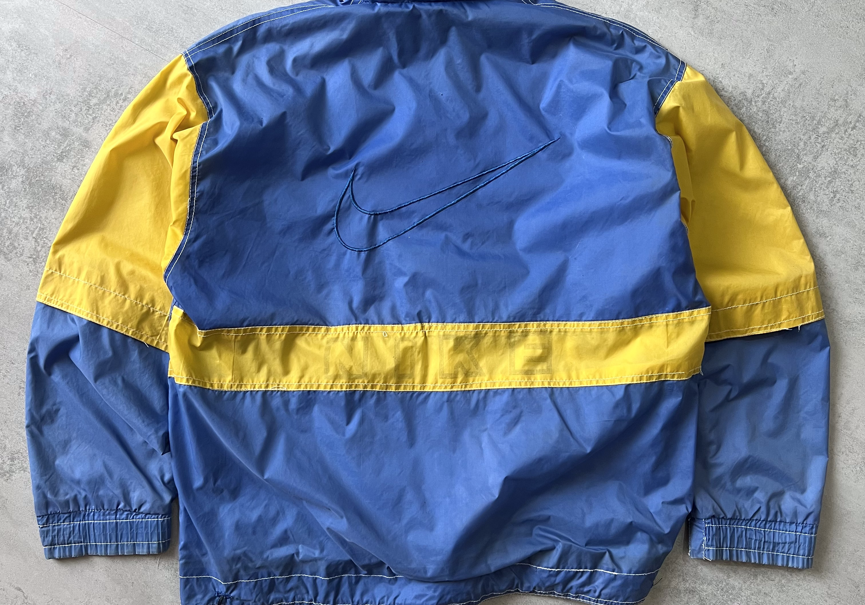 Nike ACG RARE 2000s jacket (L)