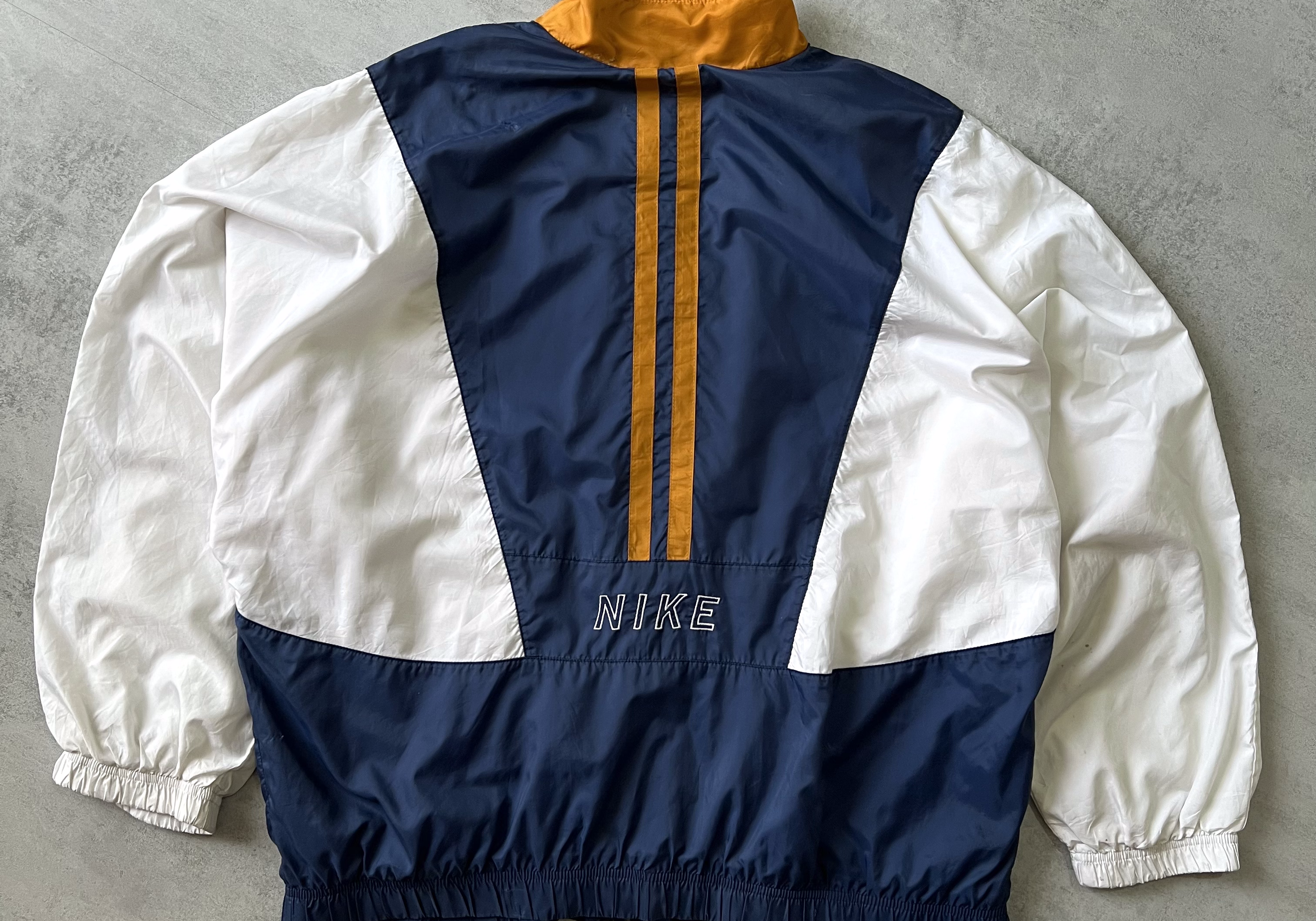 Nike RARE 1990s windbreaker (XL)