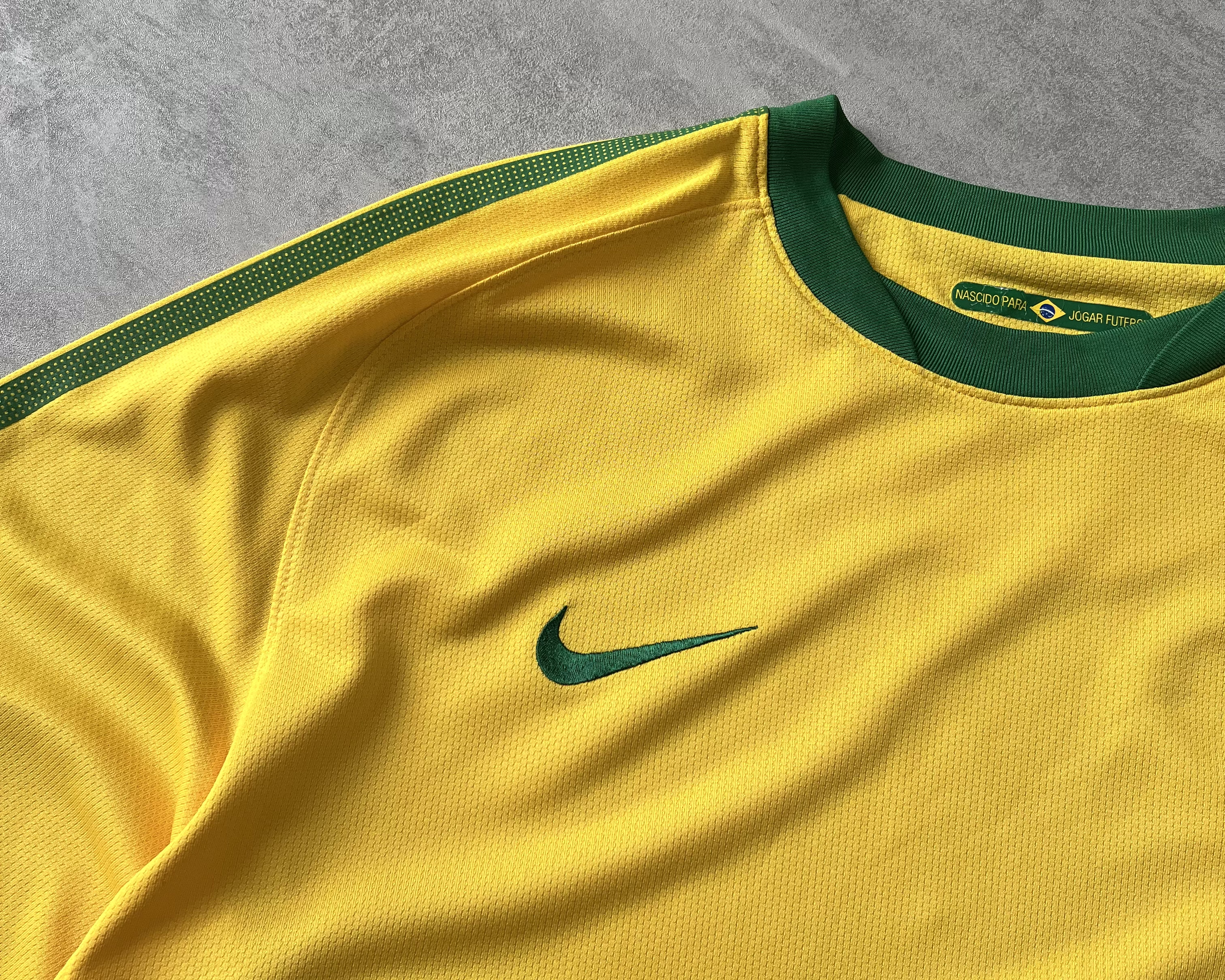 Nike Brazil 2000s t-shirt (XL)