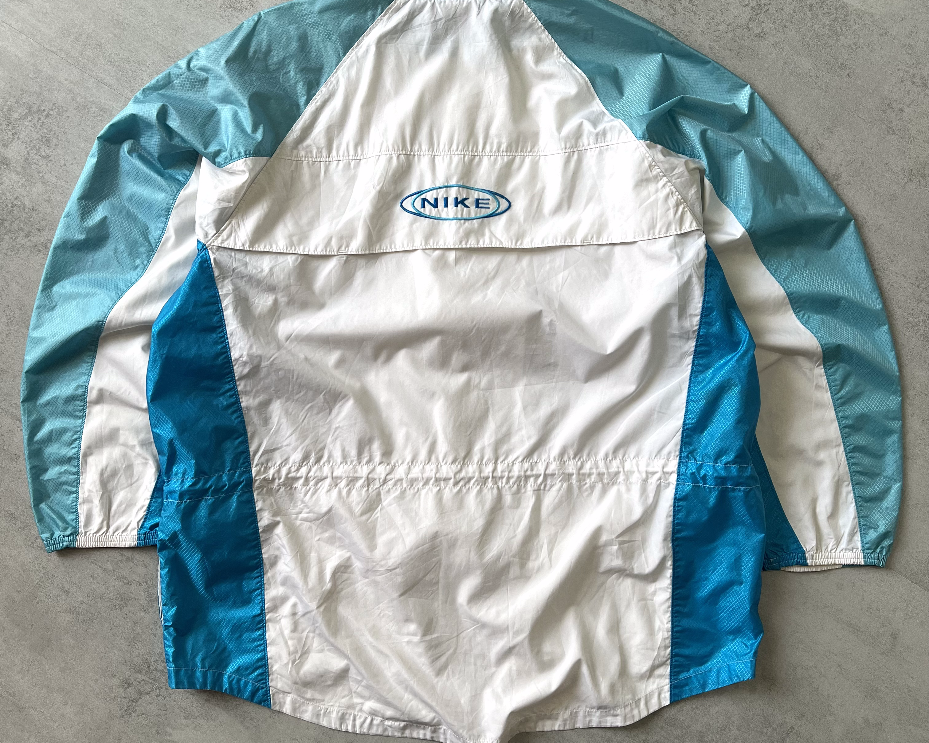 Nike RARE 2000s windbreaker (XL)