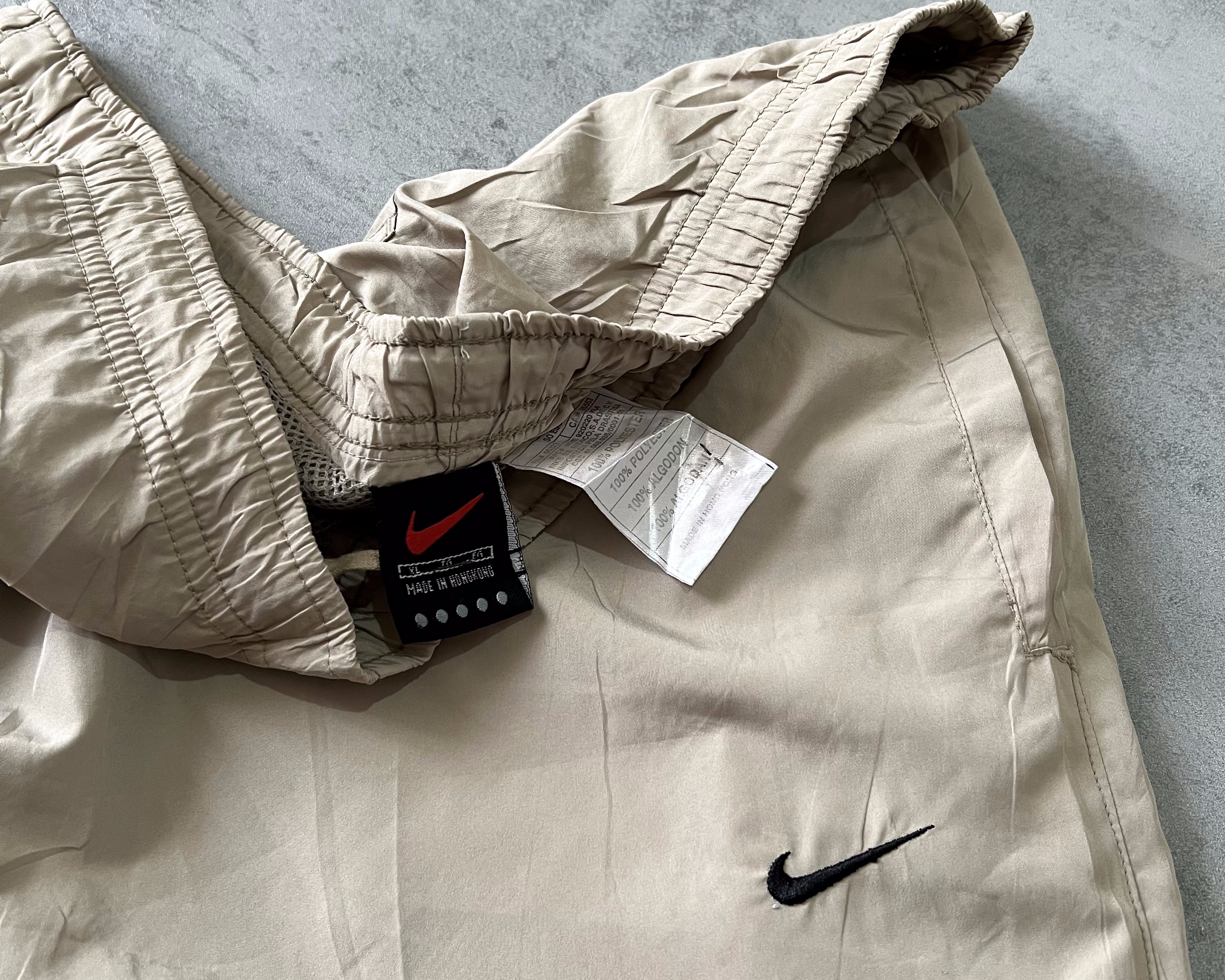 Nike 2000s track pants (XL)