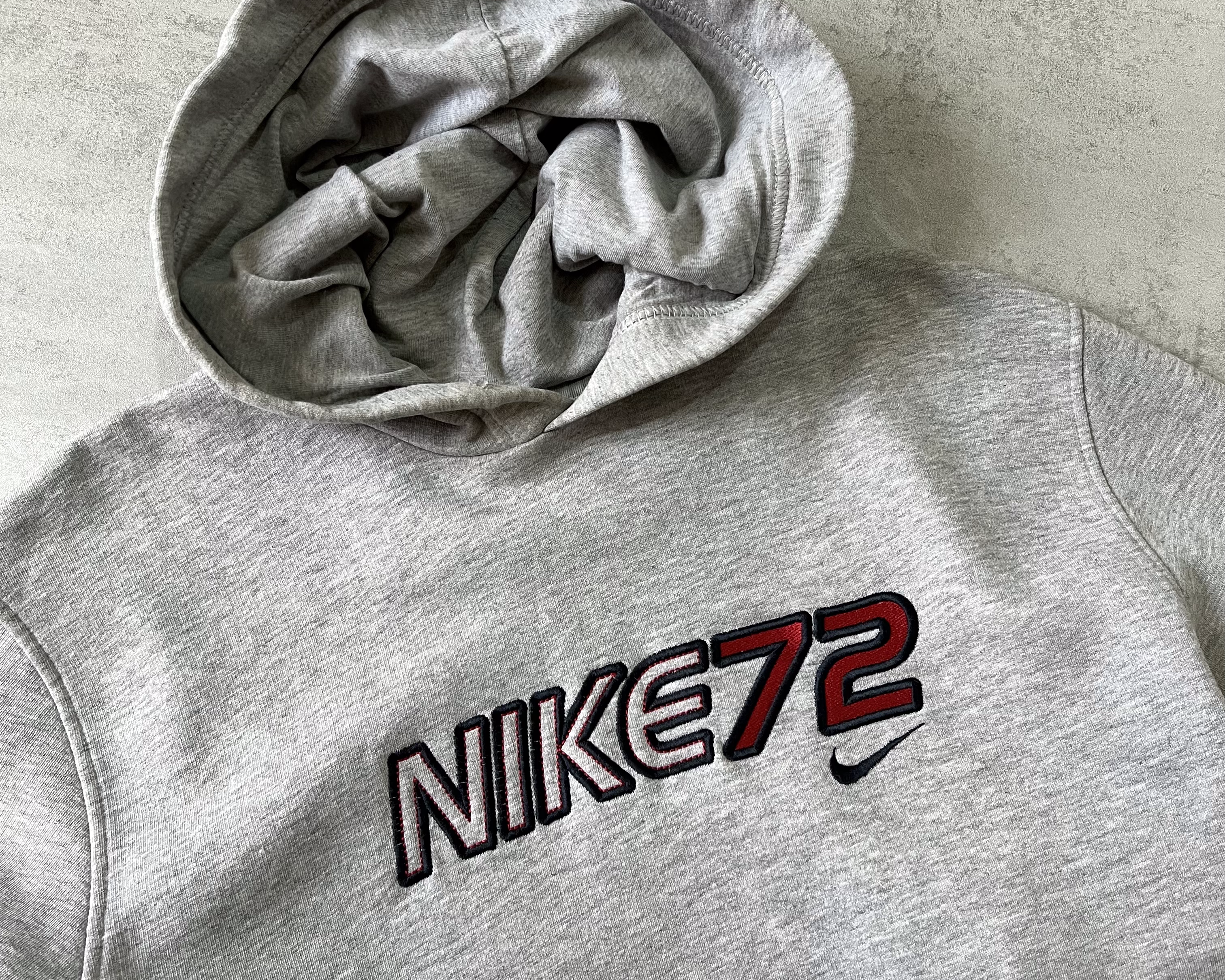 Nike RARE 2000s hoodie (L)