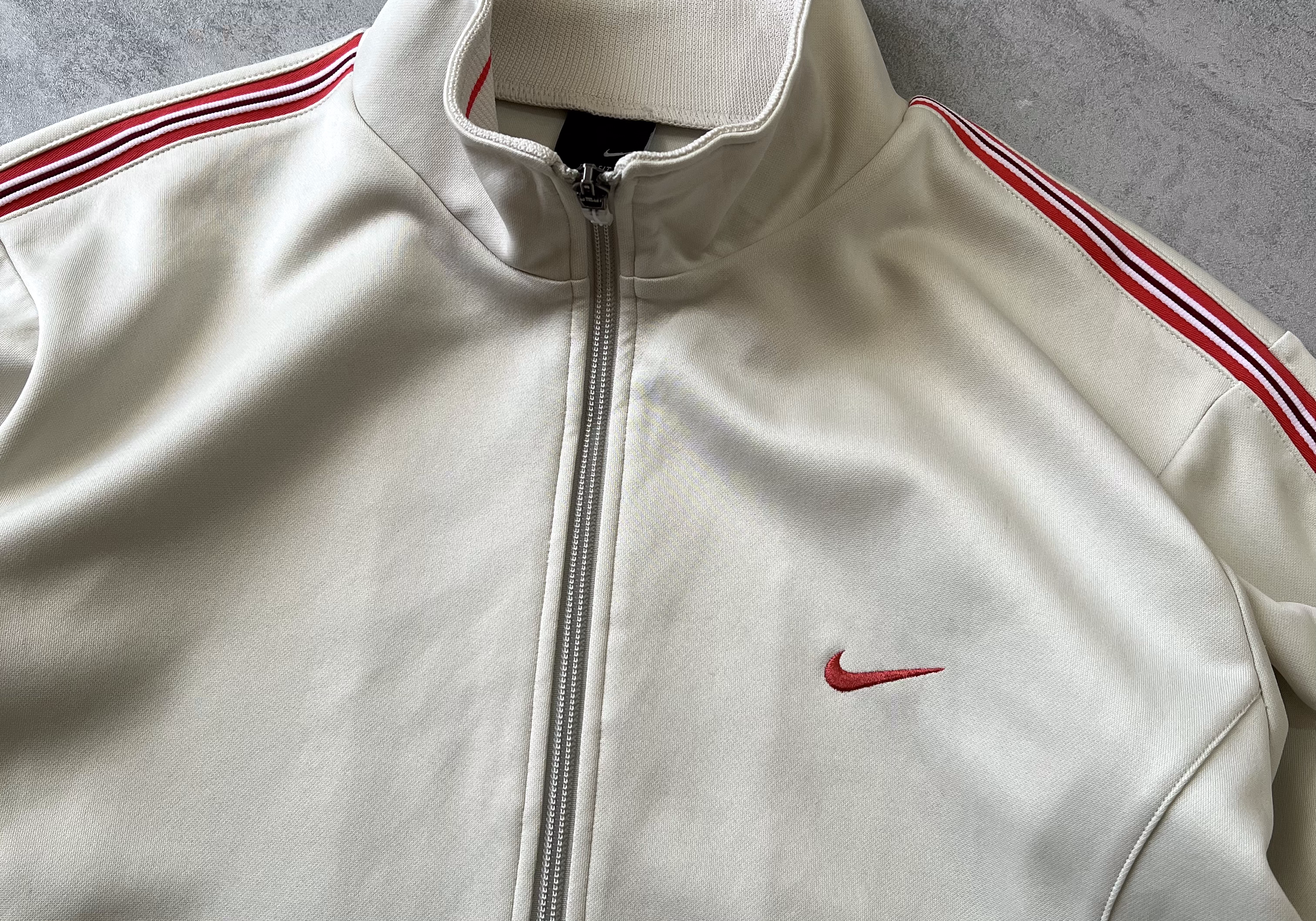 Nike 2000s trackjacket (M)
