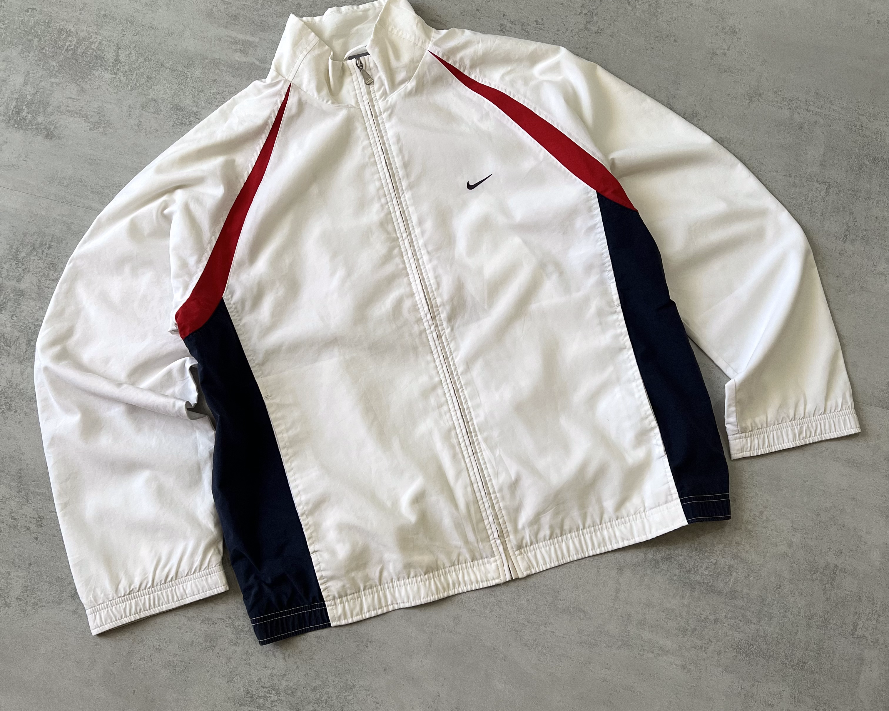 Nike RARE 2000s track jacket (L)