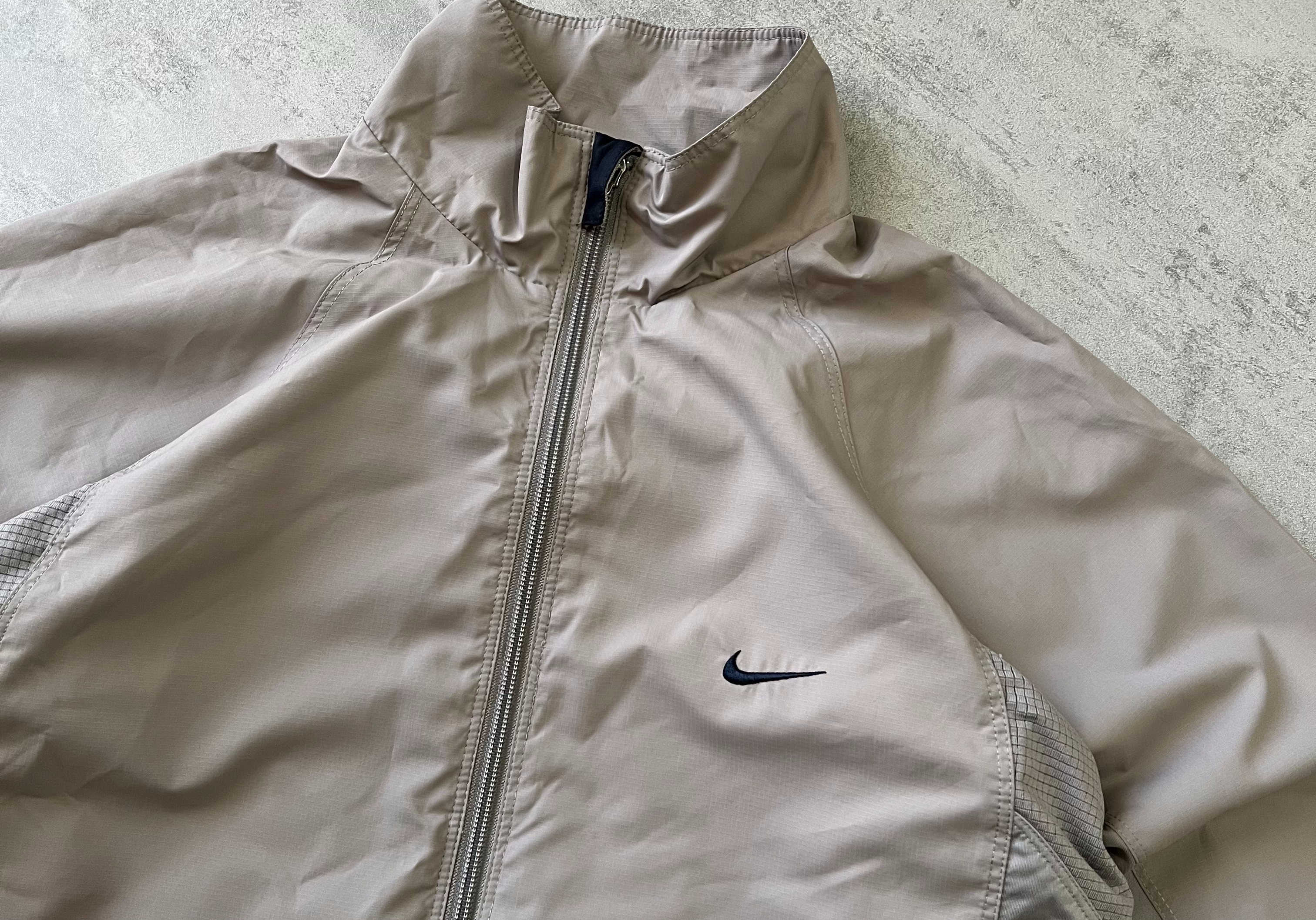 Nike 2000s trackjacket (M)
