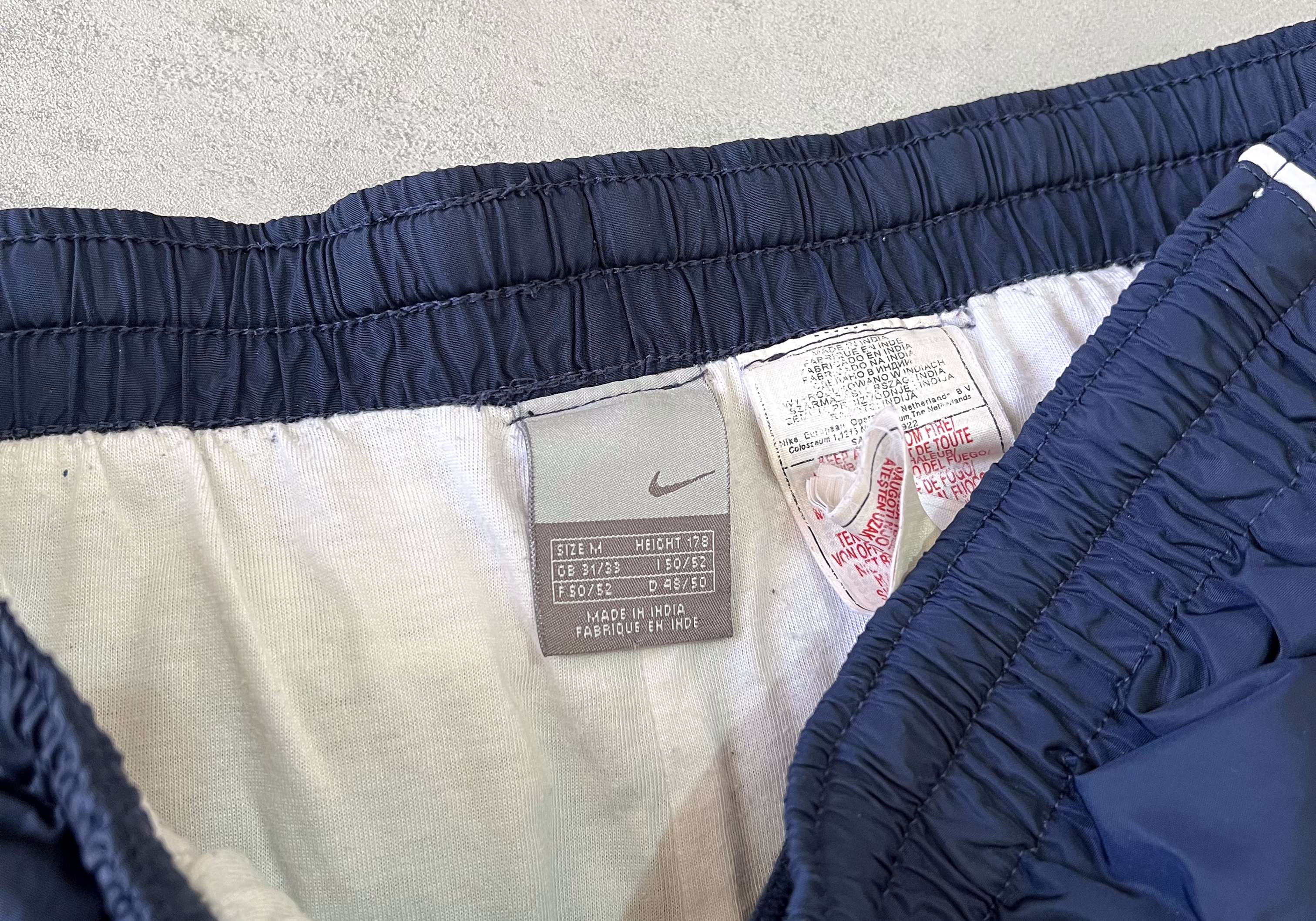 Nike Cortez 2000s trackpants (M)