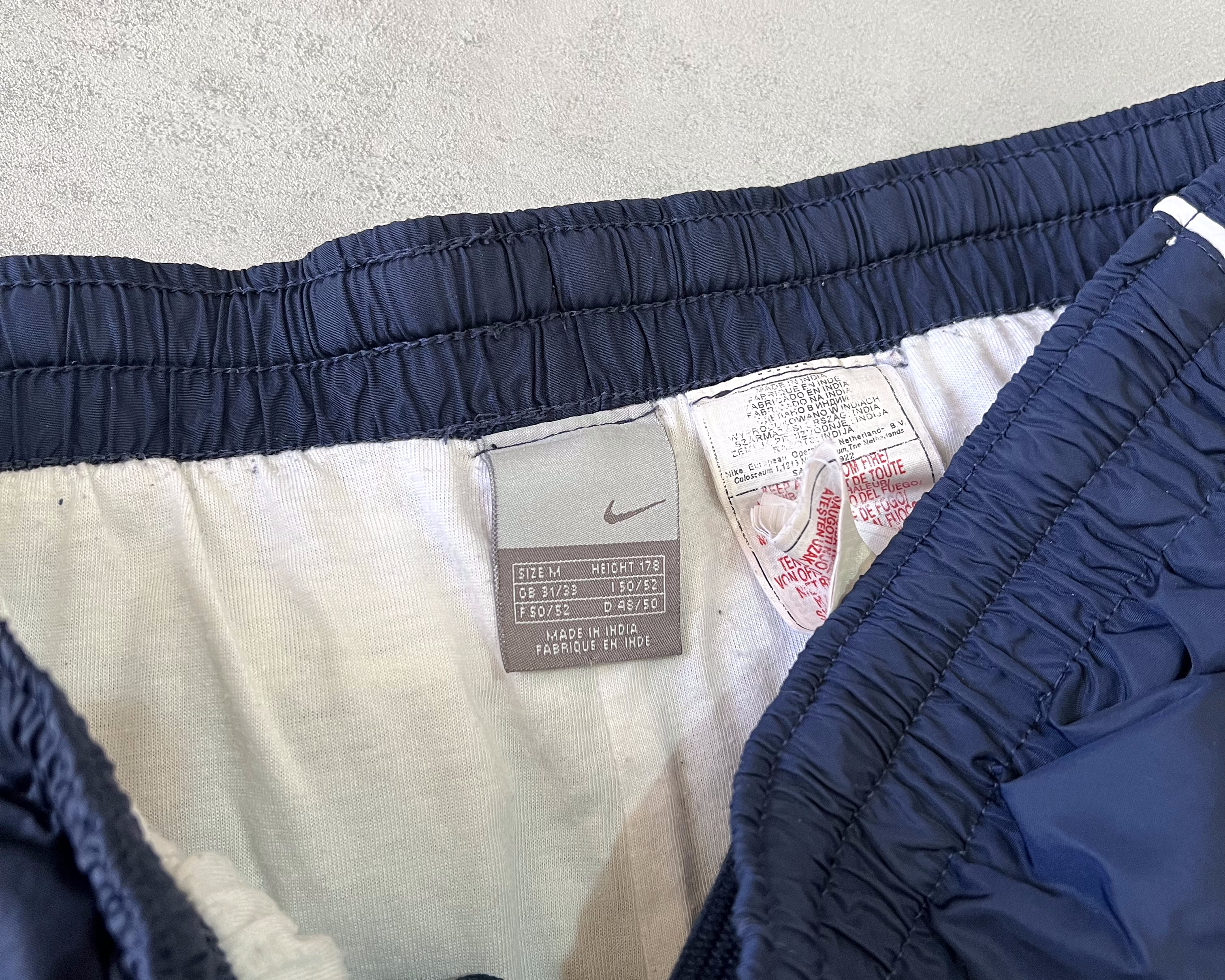 Nike Cortez 2000s track pants (M)